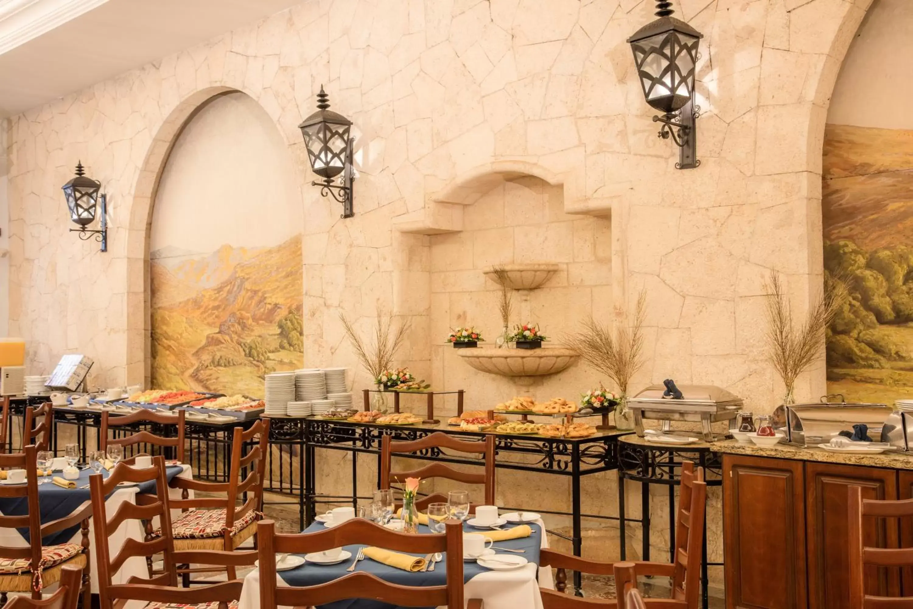 Restaurant/Places to Eat in Gamma Merida El Castellano