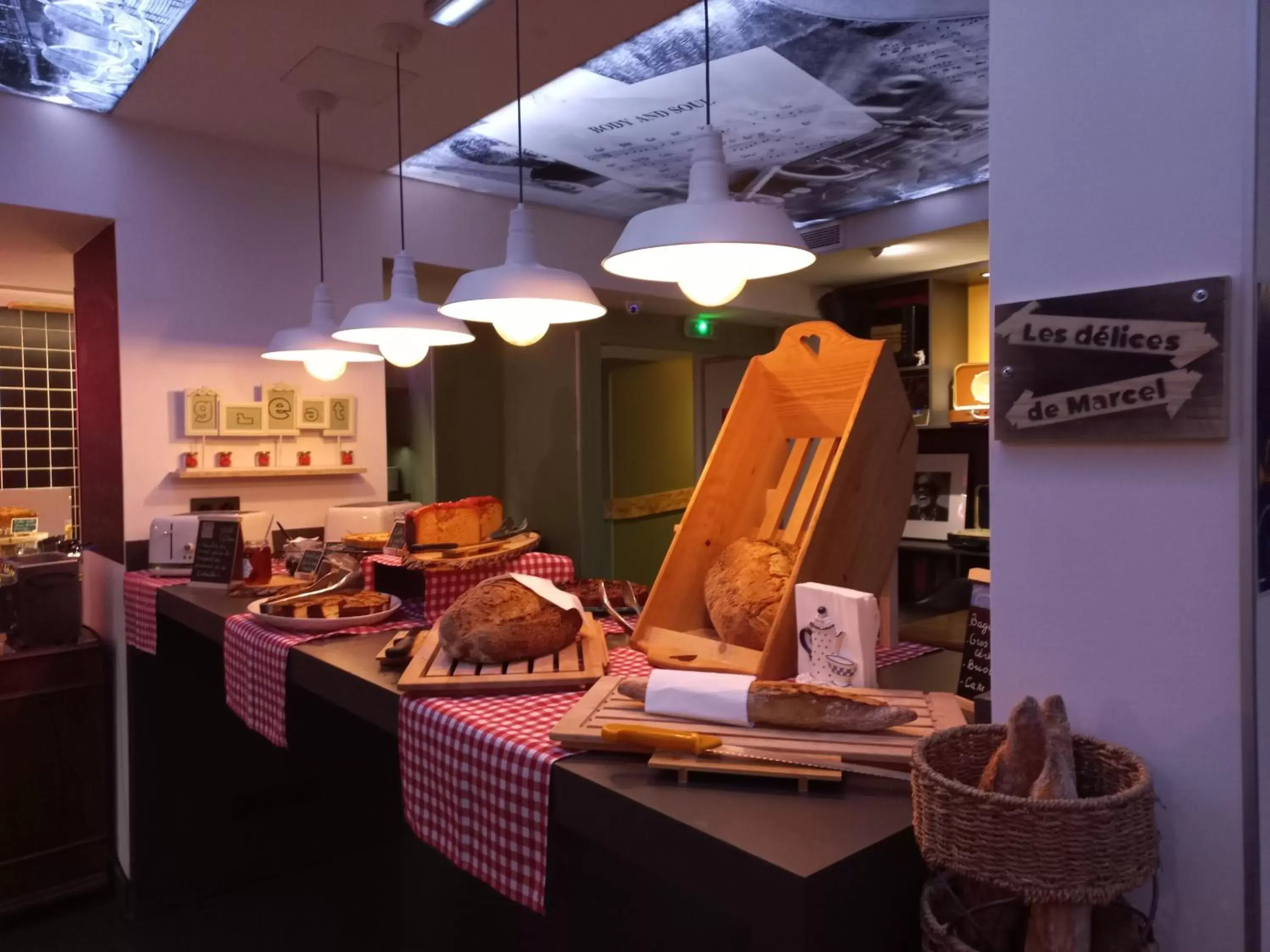 Breakfast in Greet Hotel Lyon Confluence Breakfast in Greet Hotel Lyon Confluence