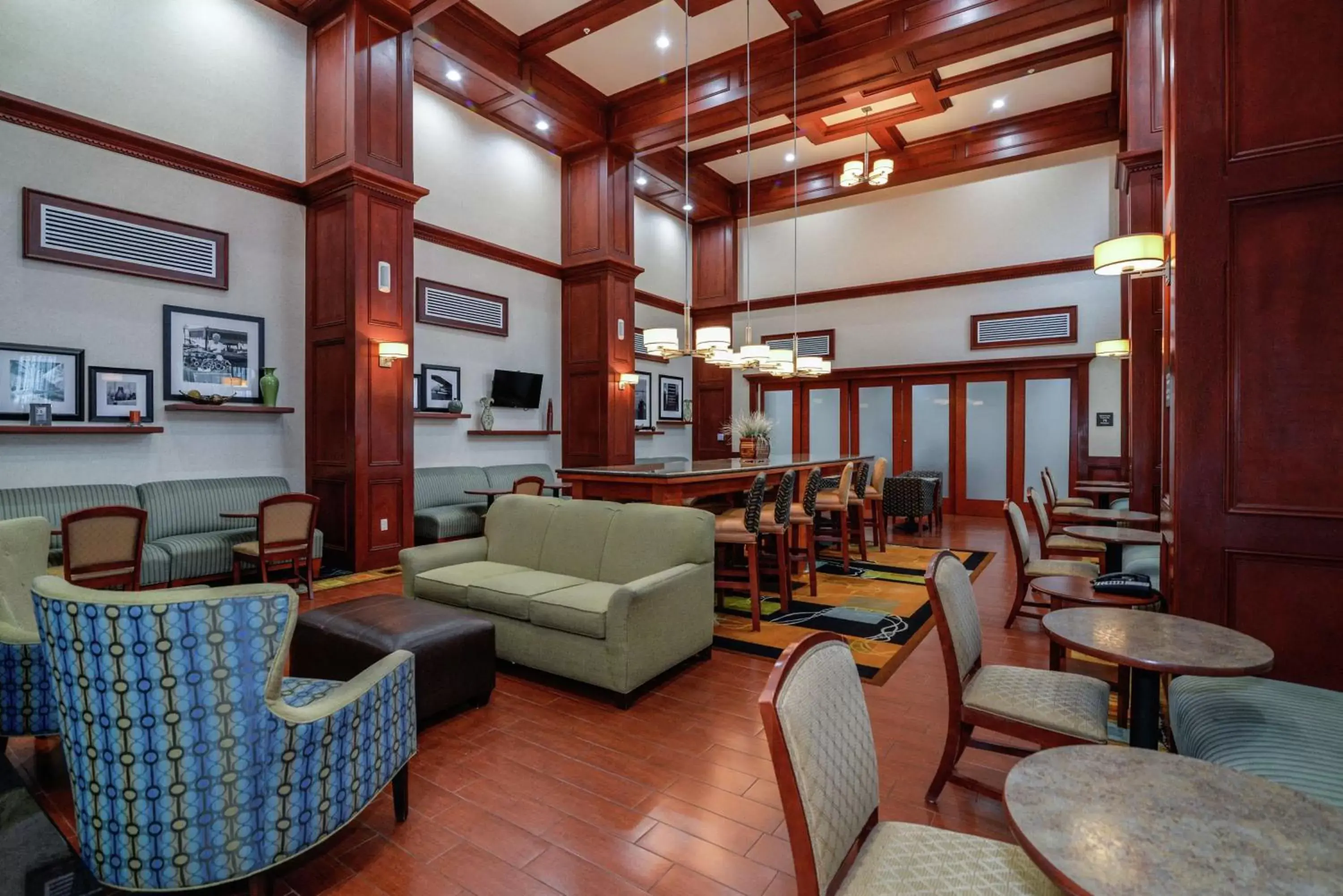 Lobby or reception, Lobby/Reception in Hampton Inn & Suites Detroit/Chesterfield