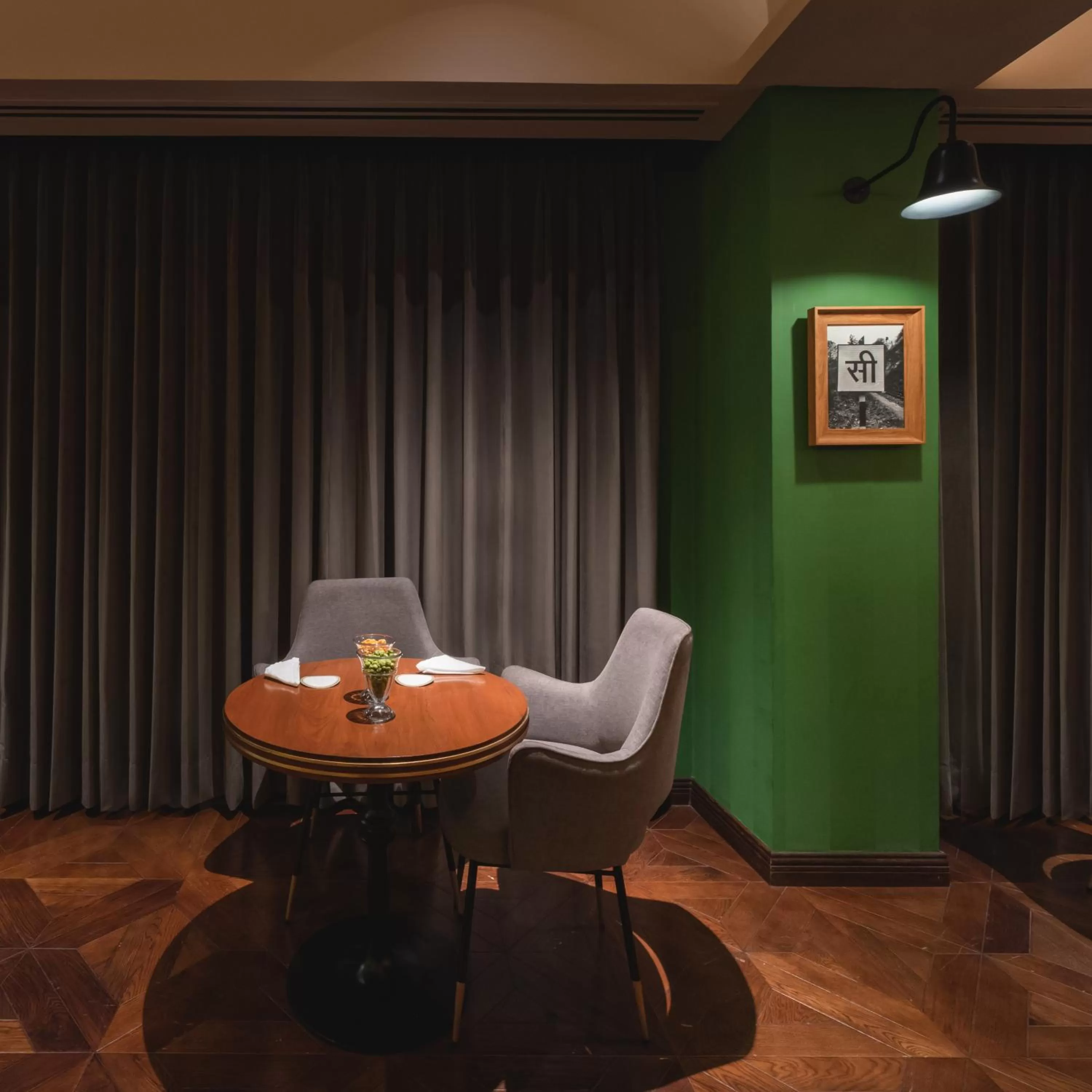 Lounge or bar in Taj Theog Resort & Spa Shimla