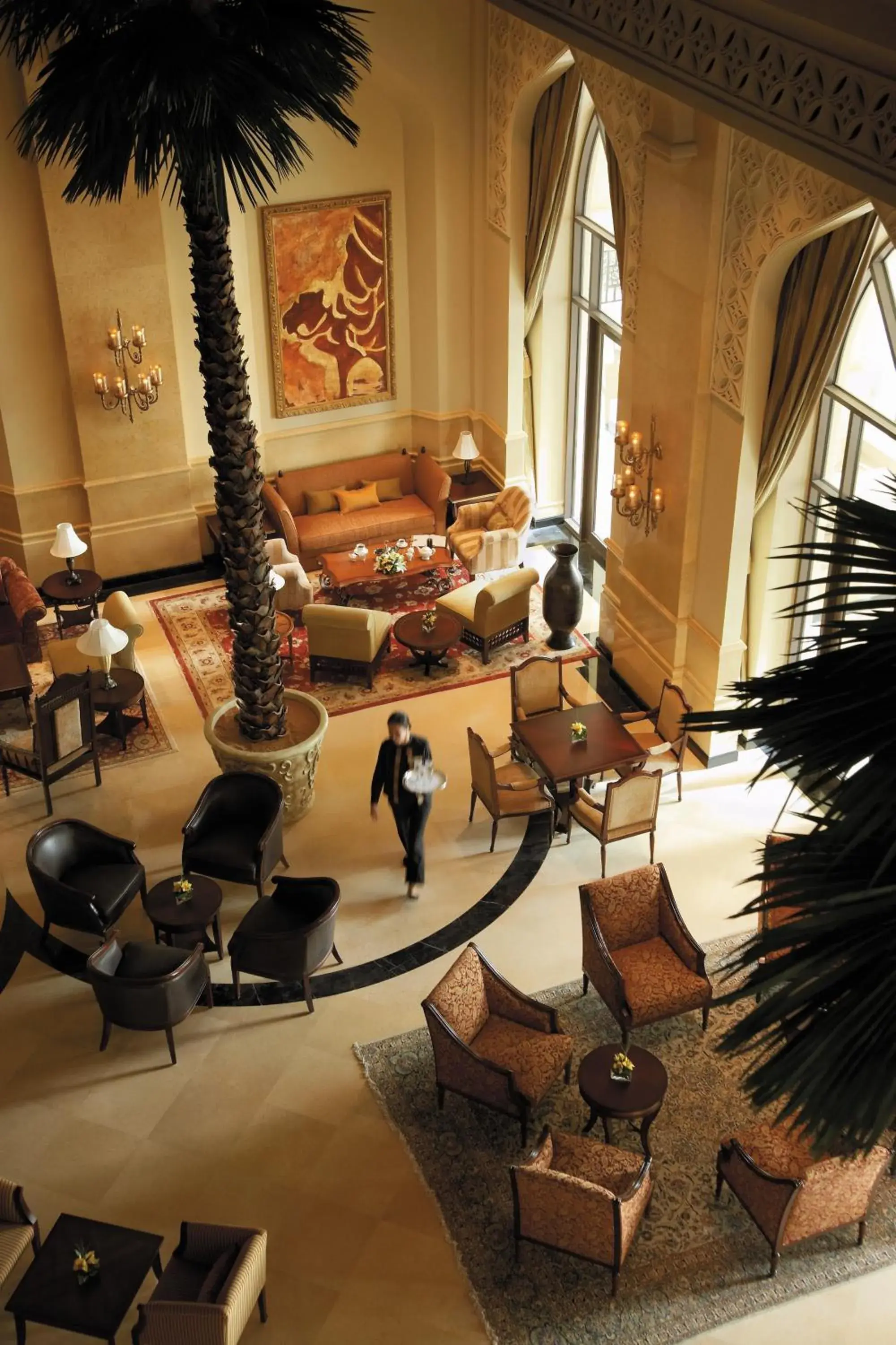 Lounge or bar in Shangri-La Hotel Apartments Qaryat Al Beri