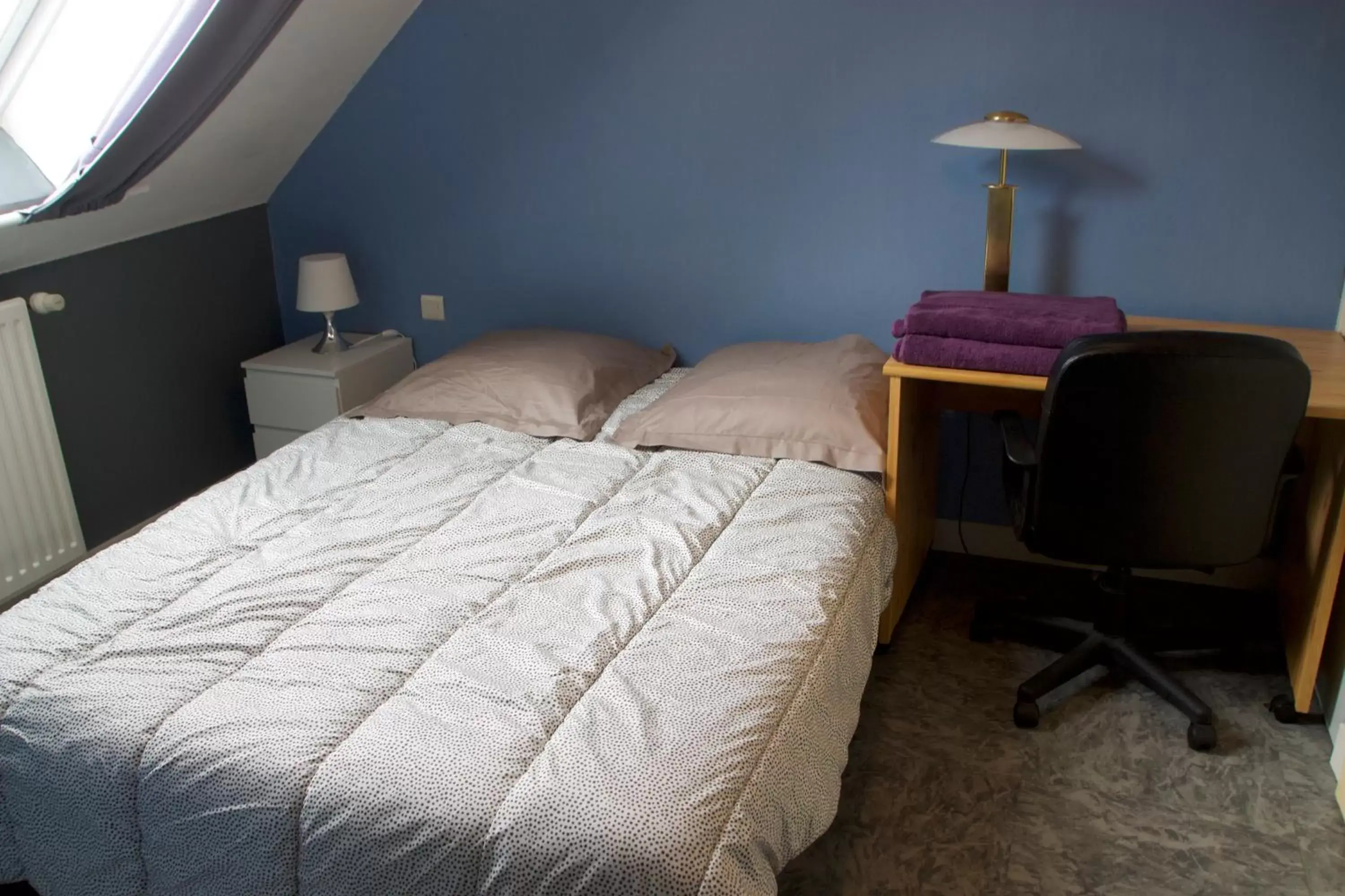 Bedroom, Bed in chambres d'hôtes les mésanges avec salle d'eau privative pdj compris