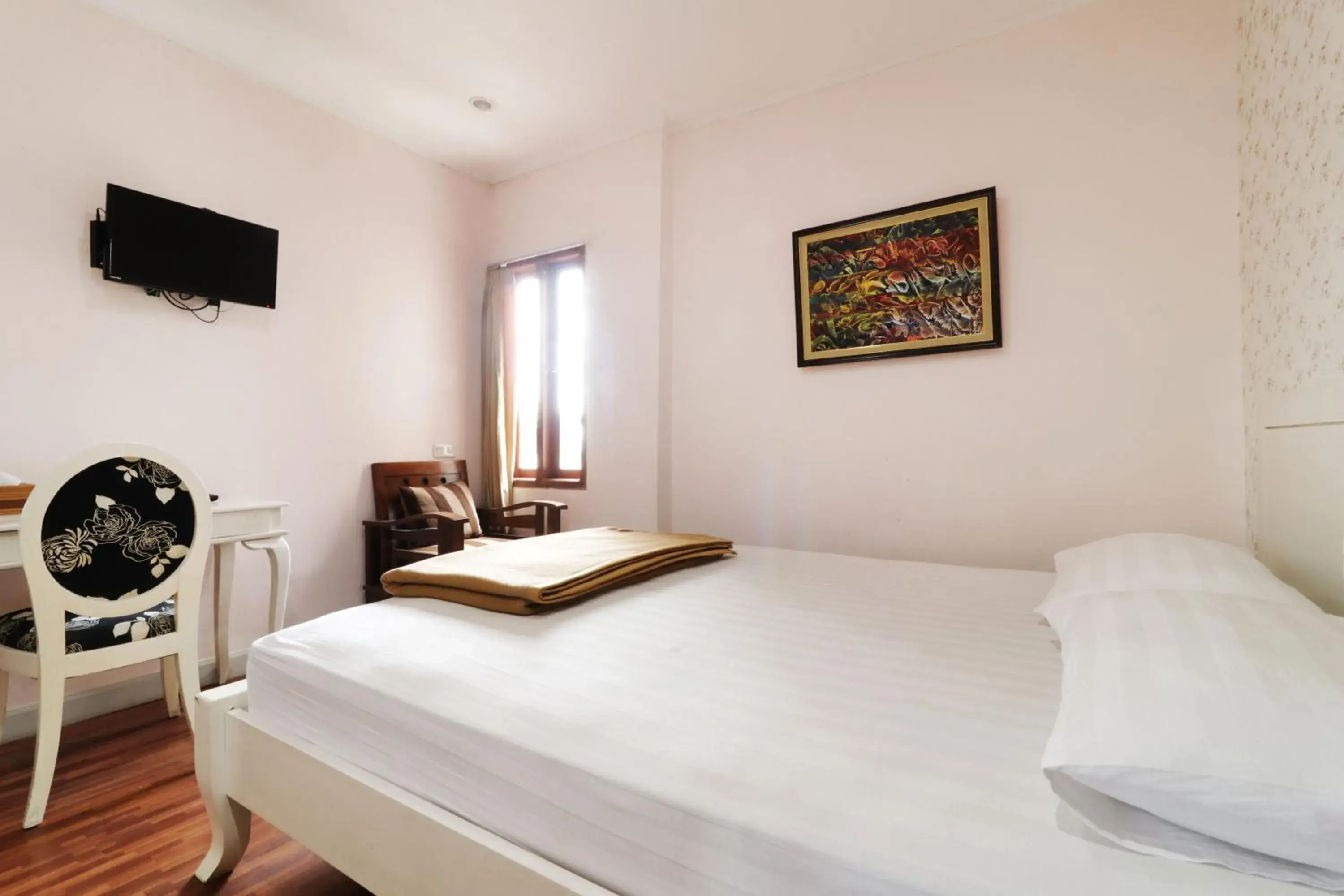 Double or Twin Room in Jayagiri Guesthouse By Belgareti Double or Twin Room in Jayagiri Guesthouse By Belgareti