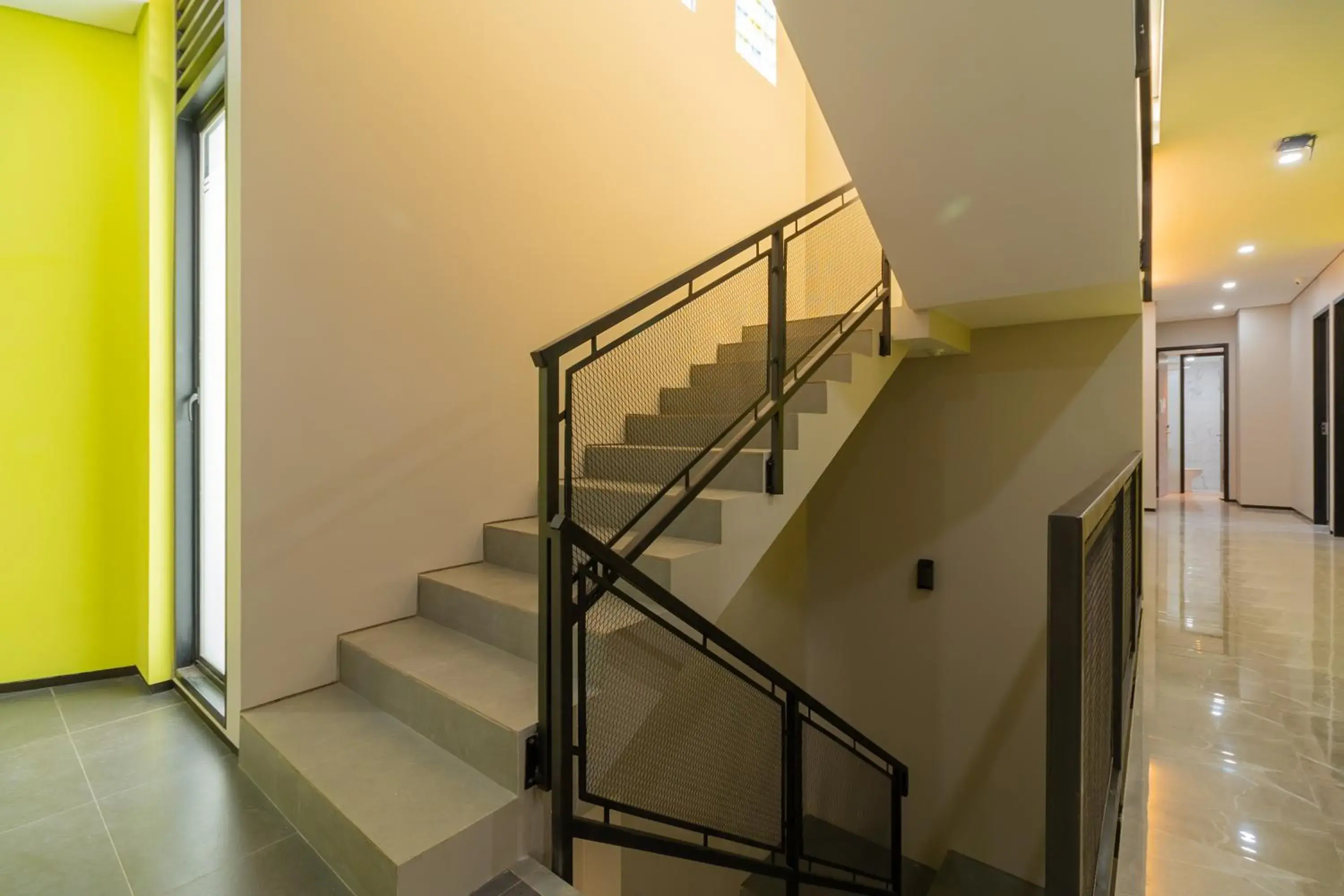 Property building in RedDoorz Plus near Senayan City Property building in RedDoorz Plus near Senayan City