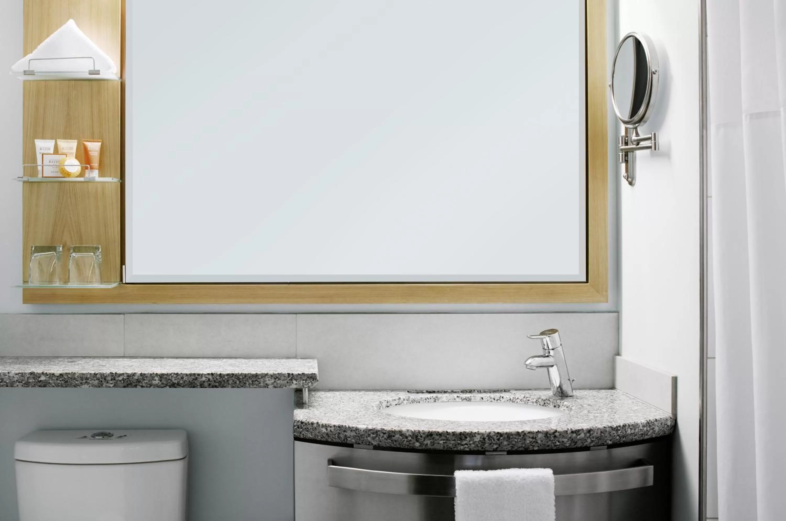 Bathroom in Club Quarters Hotel World Trade Center, New York