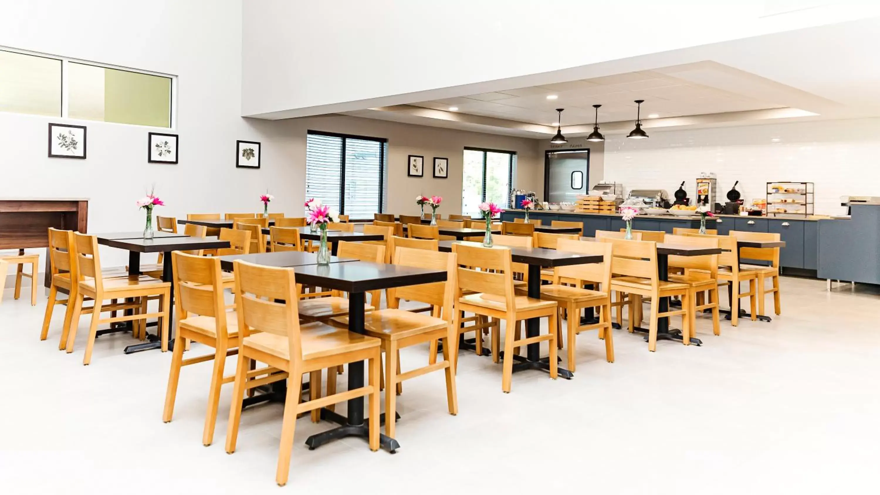 Breakfast, Restaurant/Places to Eat in Country Inn & Suites by Radisson, Appleton, WI