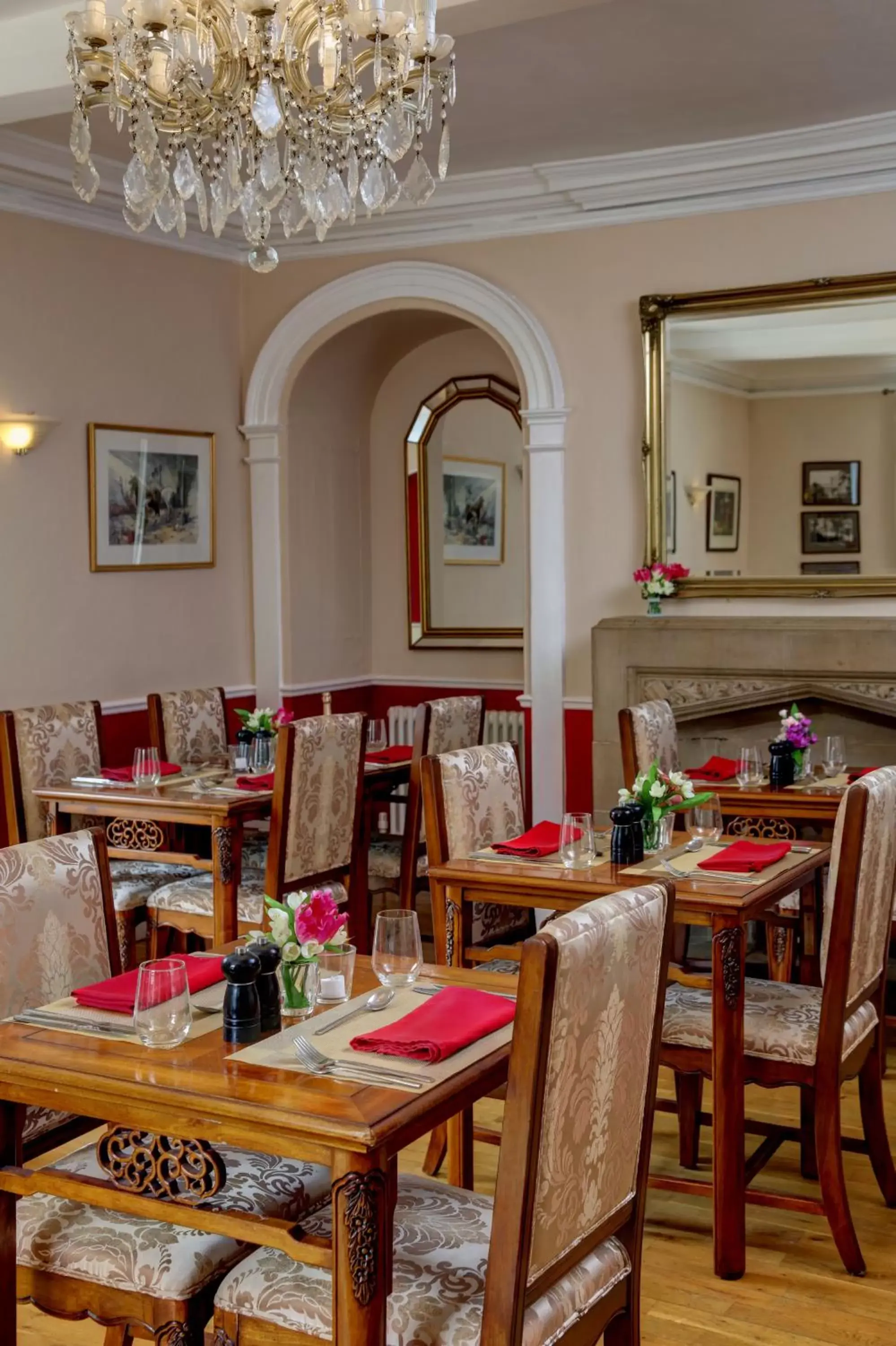 Restaurant/Places to Eat in Best Western Henbury Lodge Hotel