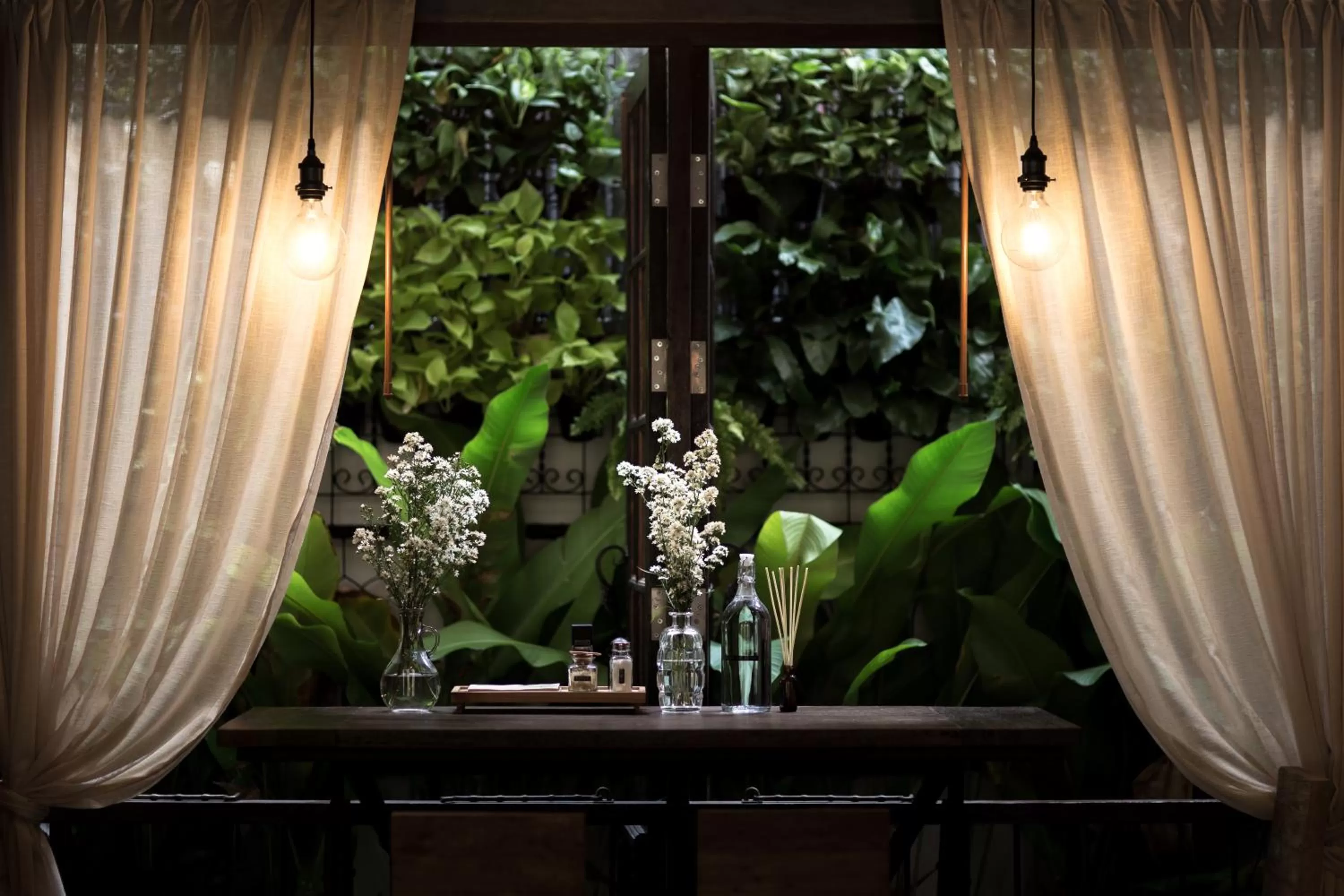 Restaurant/places to eat in ONCE (upon a time) Chiang Mai Home