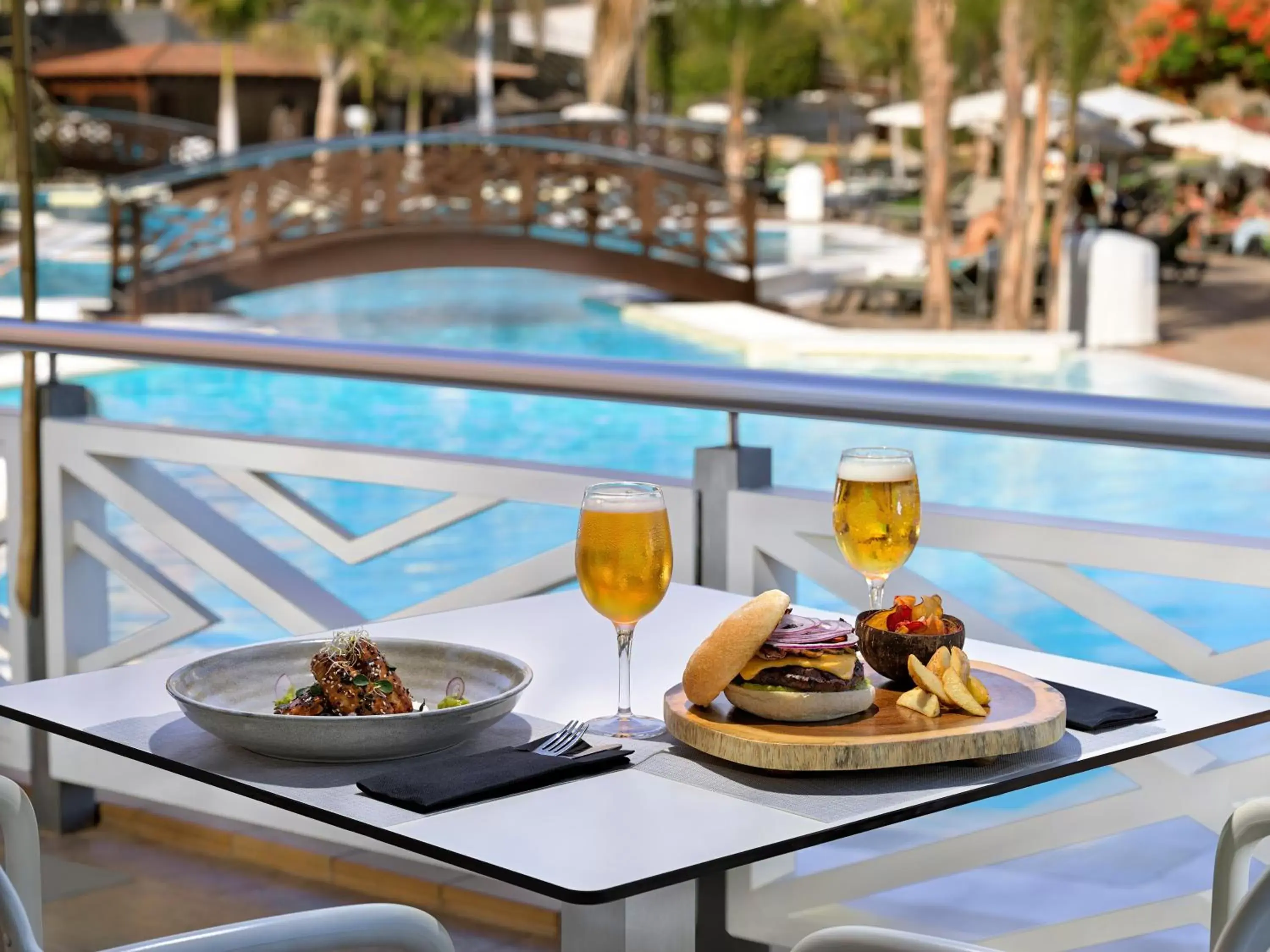 Restaurant/places to eat, Pool View in Melia Jardines del Teide - Adults Only