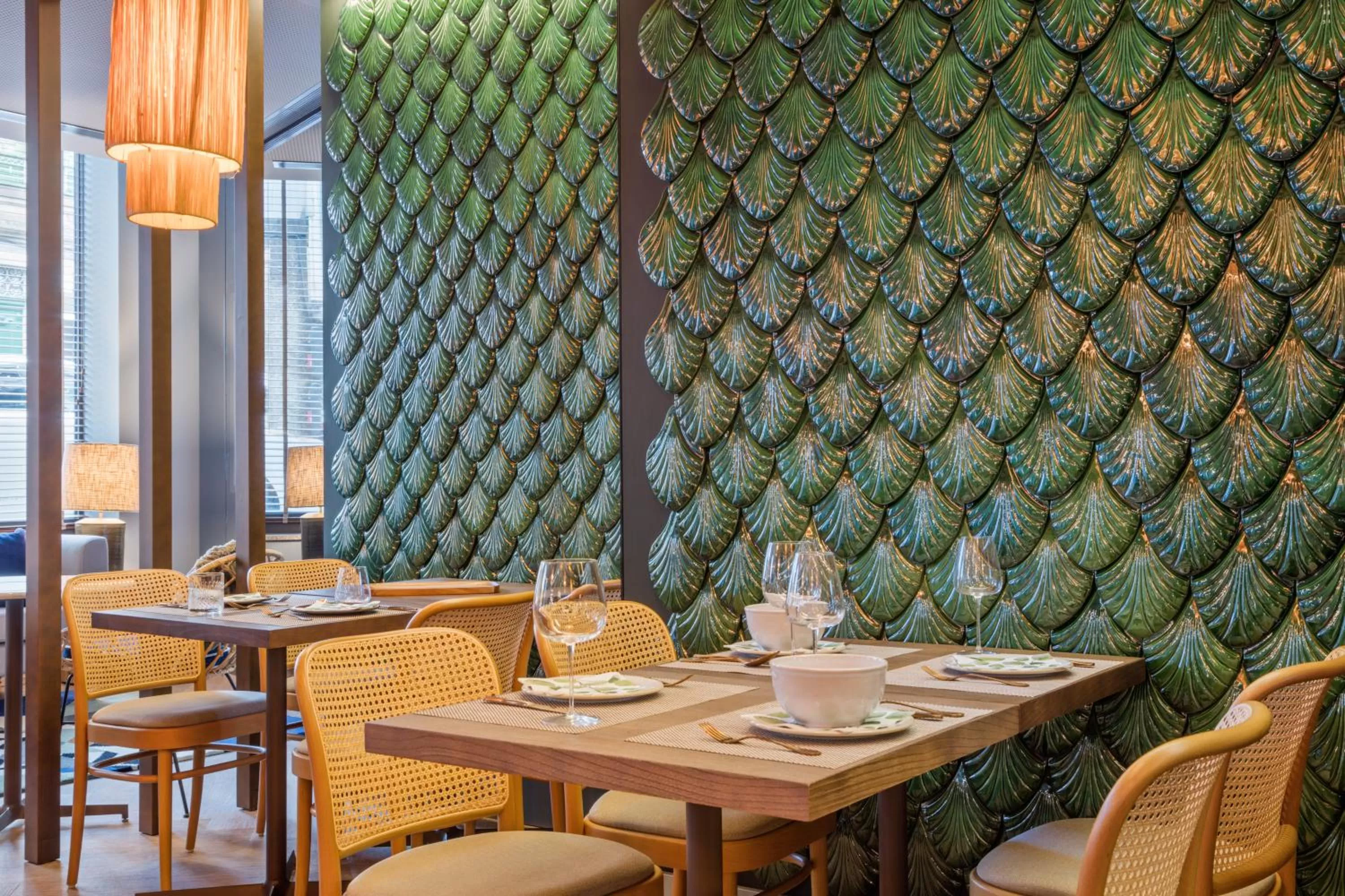 Restaurant/places to eat in Pur Oporto Boutique Hotel by actahotels