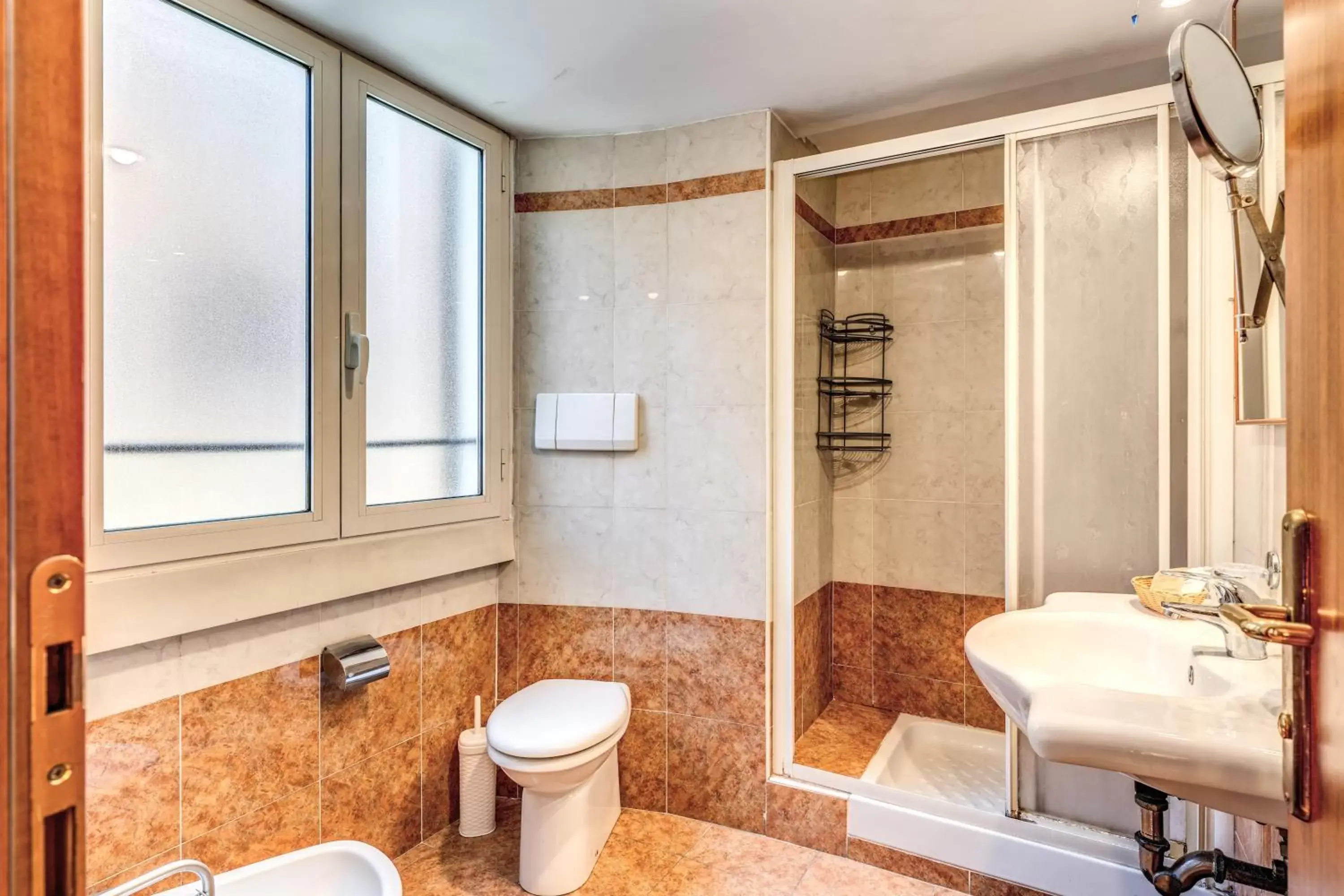 Toilet, Bathroom in Hotel Orlanda