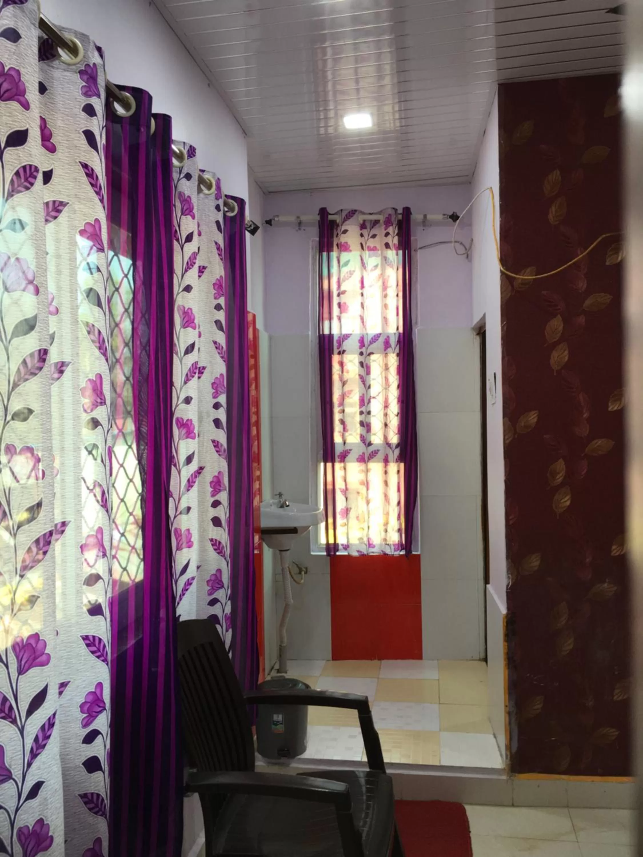 Bathroom, Seating Area in Hotel RAJVIHAR