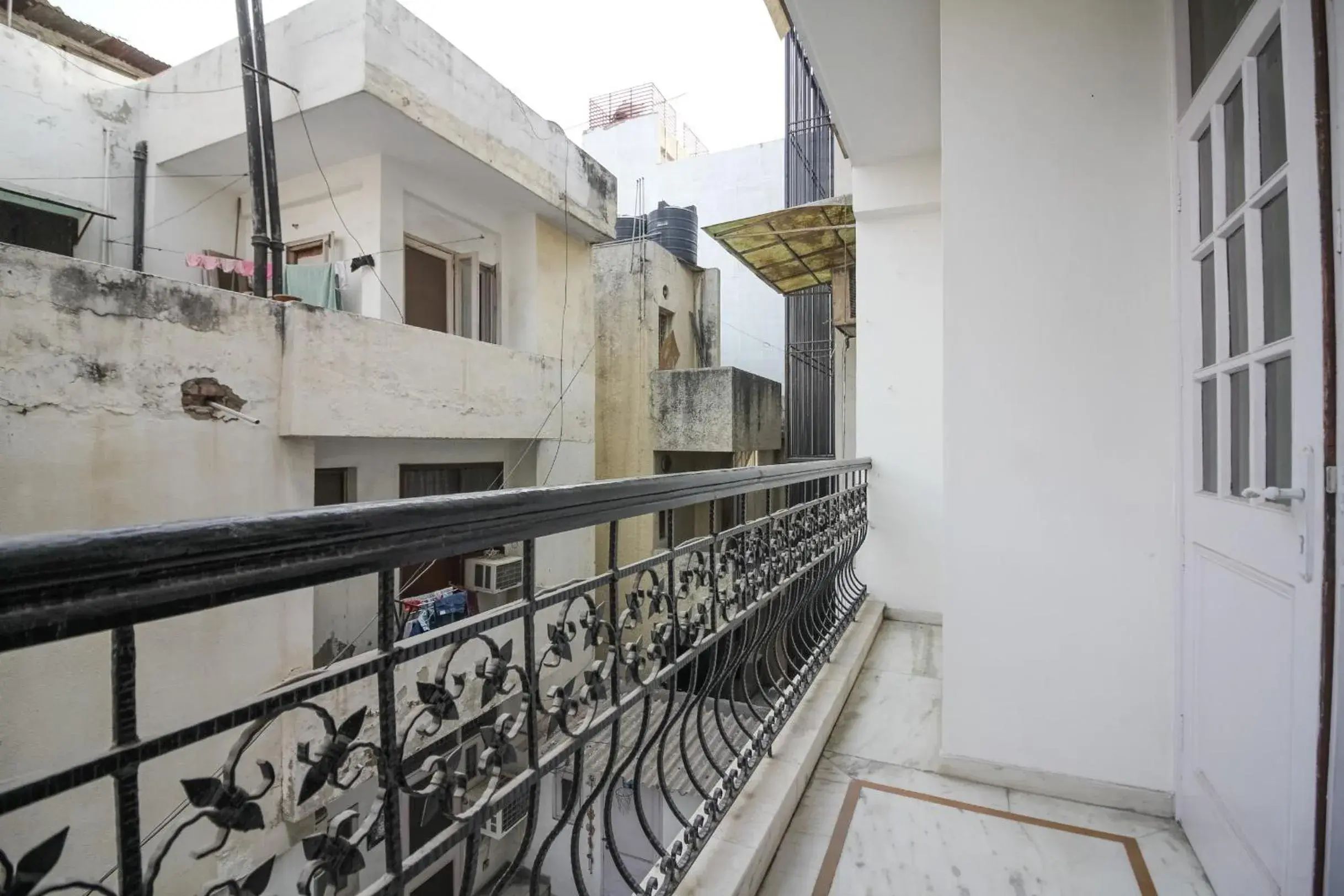 Balcony/Terrace in Under My Roof Green Park