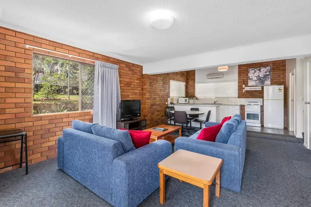 Living room, Seating Area in Whiteoaks Motel & Lodges