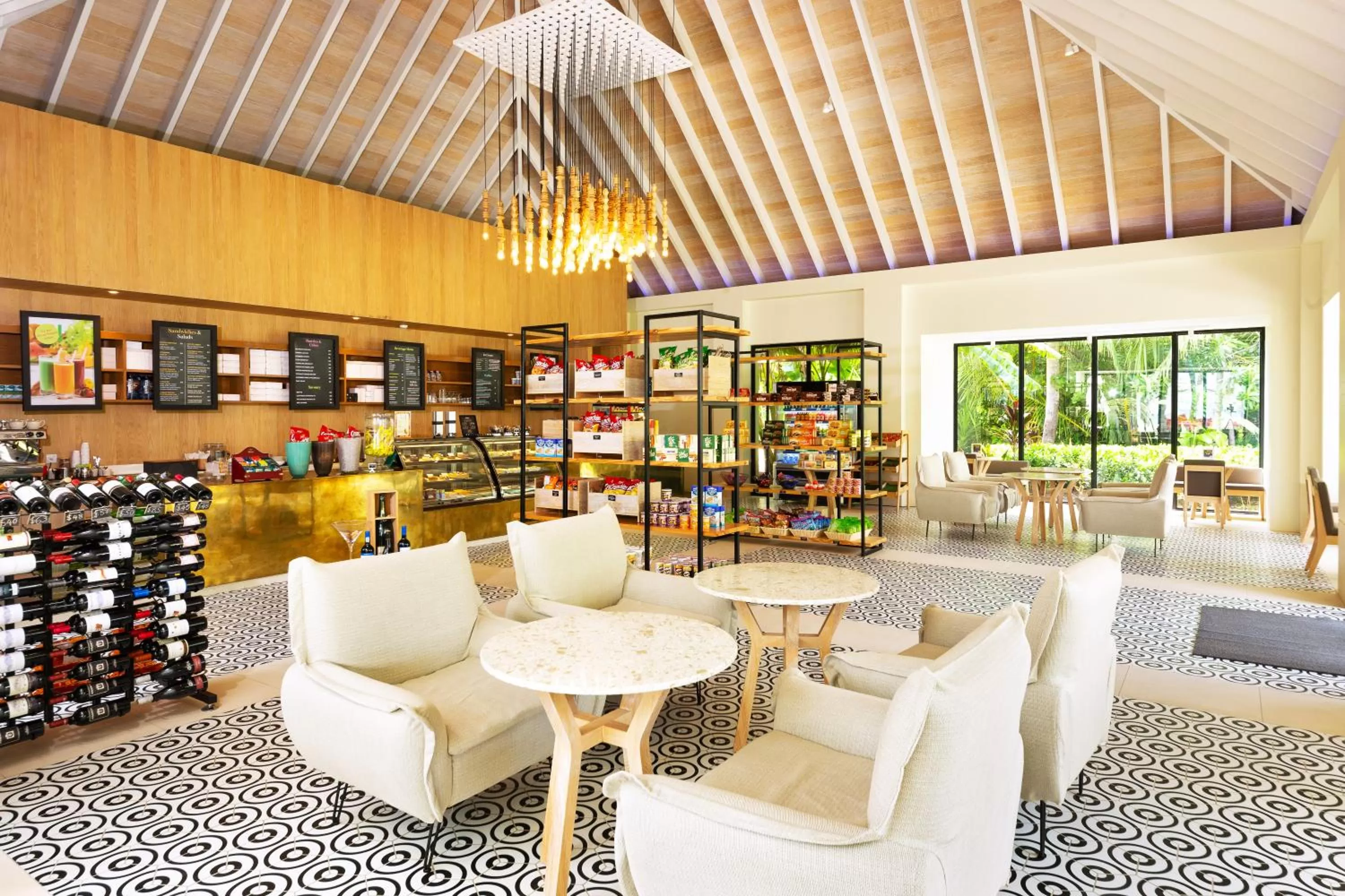 Restaurant/places to eat in Kandima Maldives