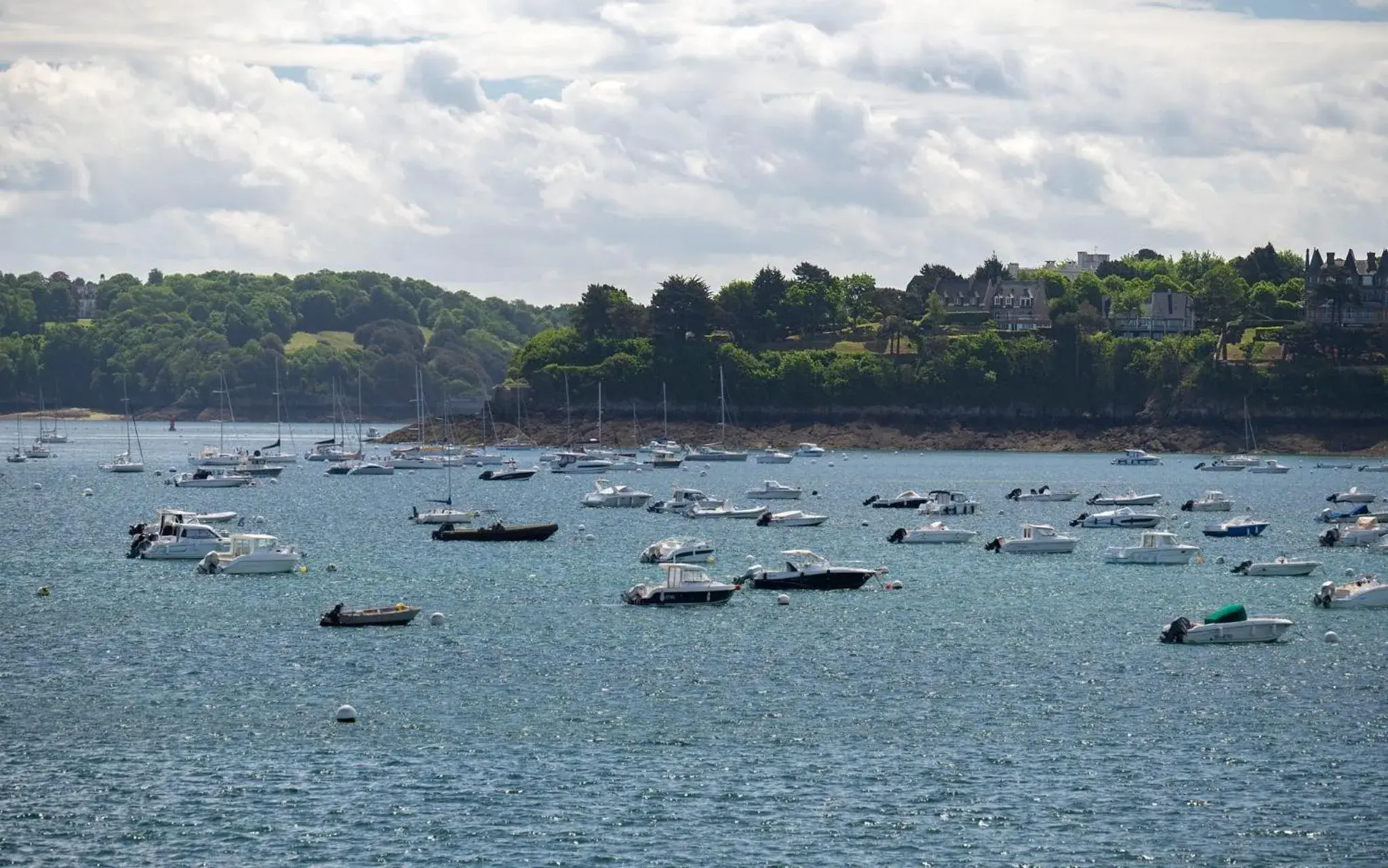 Sea view, Beach in Hôtel De La Vallée