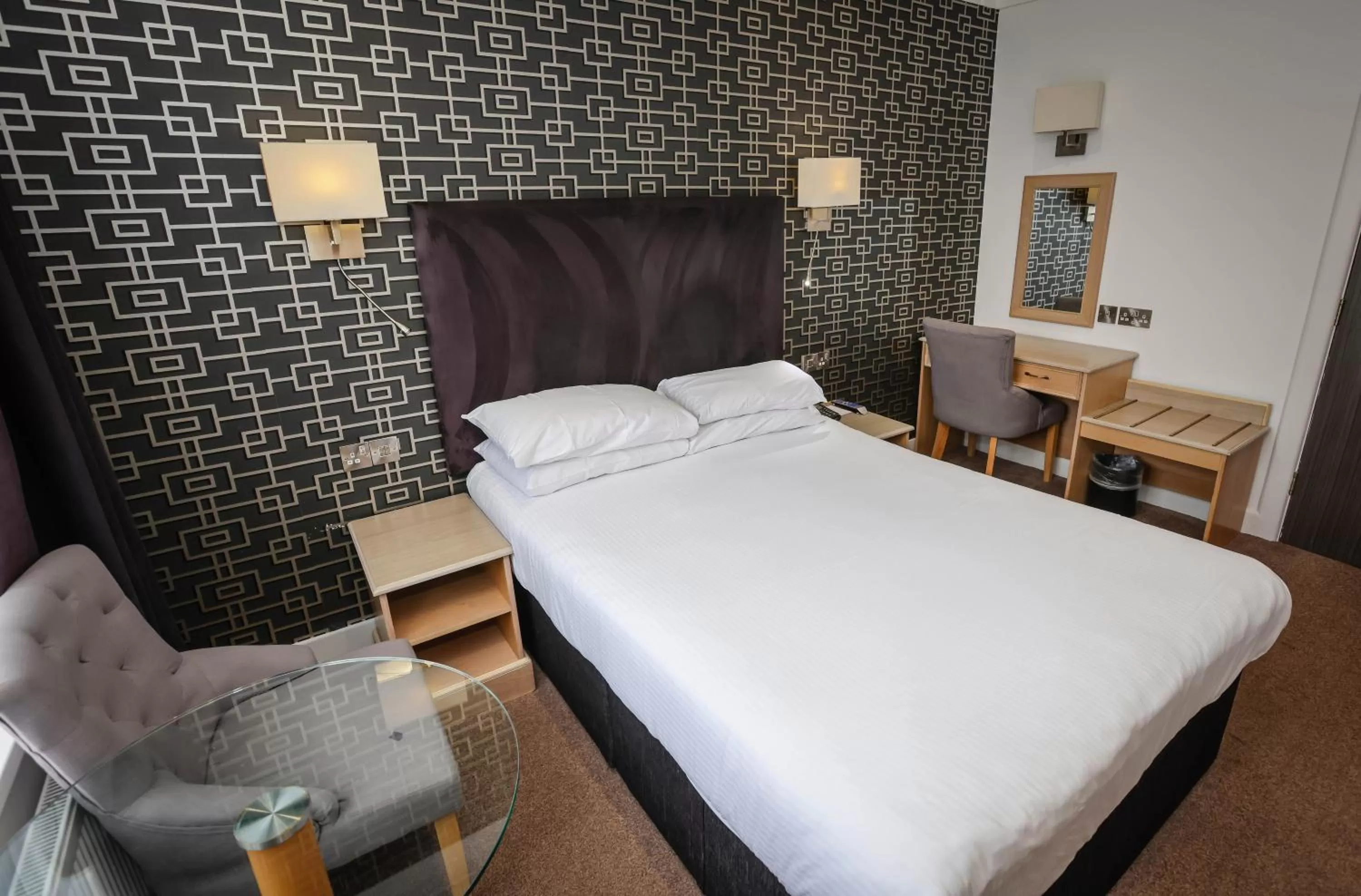 Bed in Cumberland Hotel - OCEANA COLLECTION