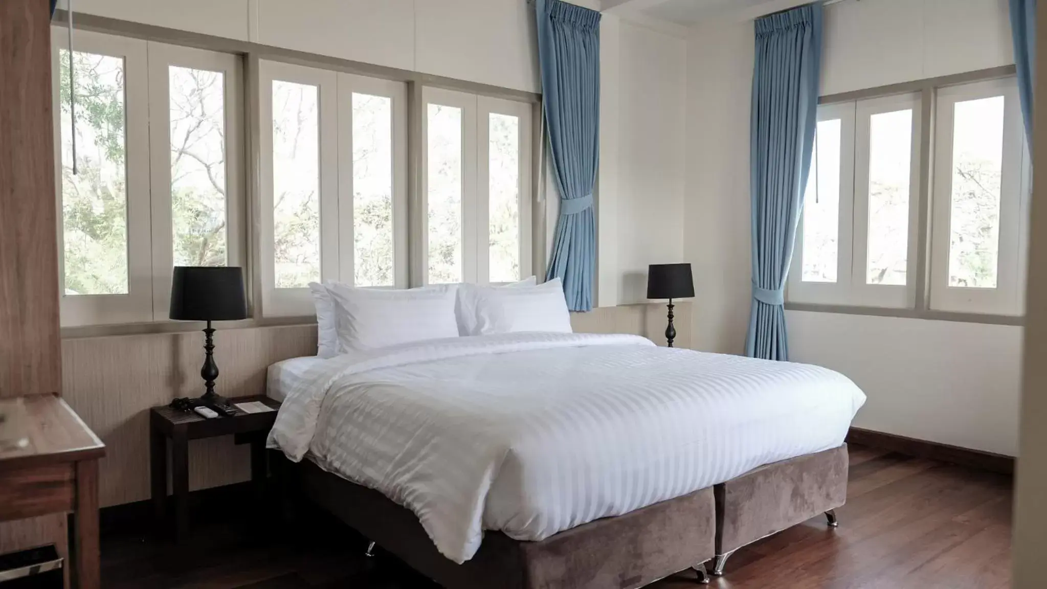 Bed in De Chaochom Hua Hin