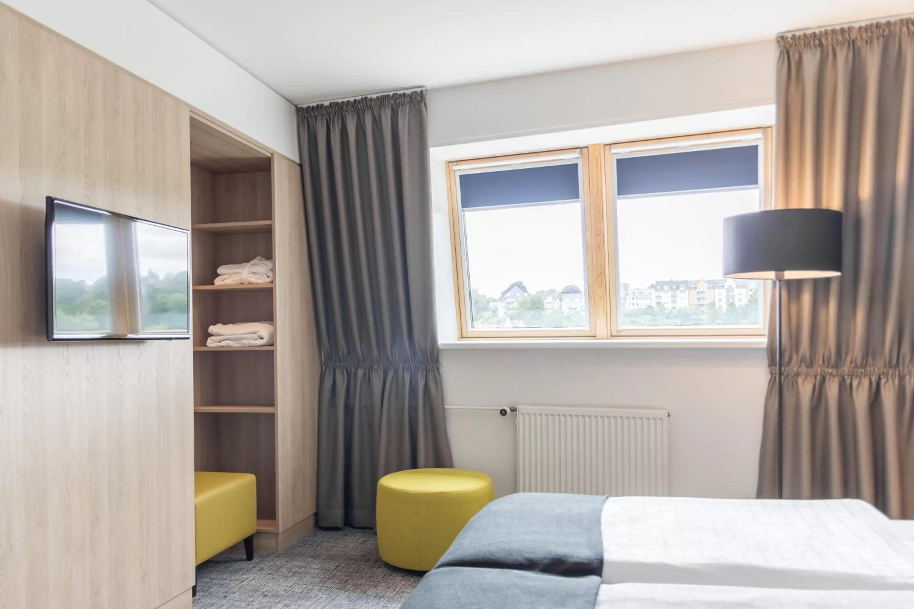 TV and multimedia, Bed in Ramada by Wyndham Flensburg City