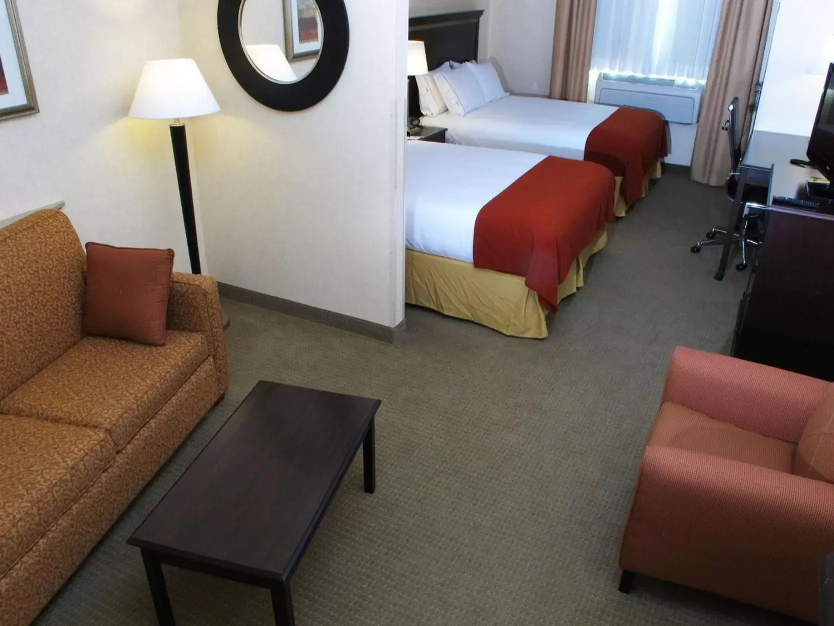 Photo of the whole room in Holiday Inn Express Salt Lake City South - Midvale, an IHG Hotel