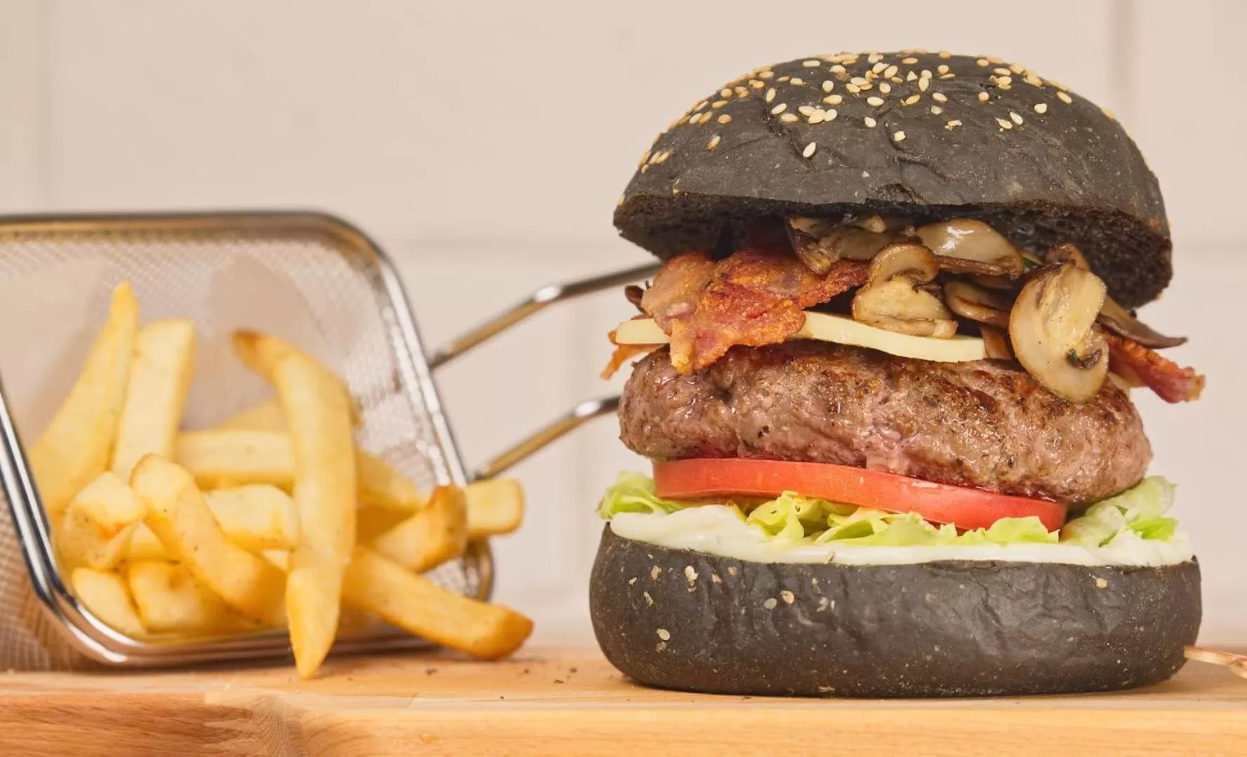 Restaurant/places to eat in Campanile Hotel - Shanghai Jing'an Temple