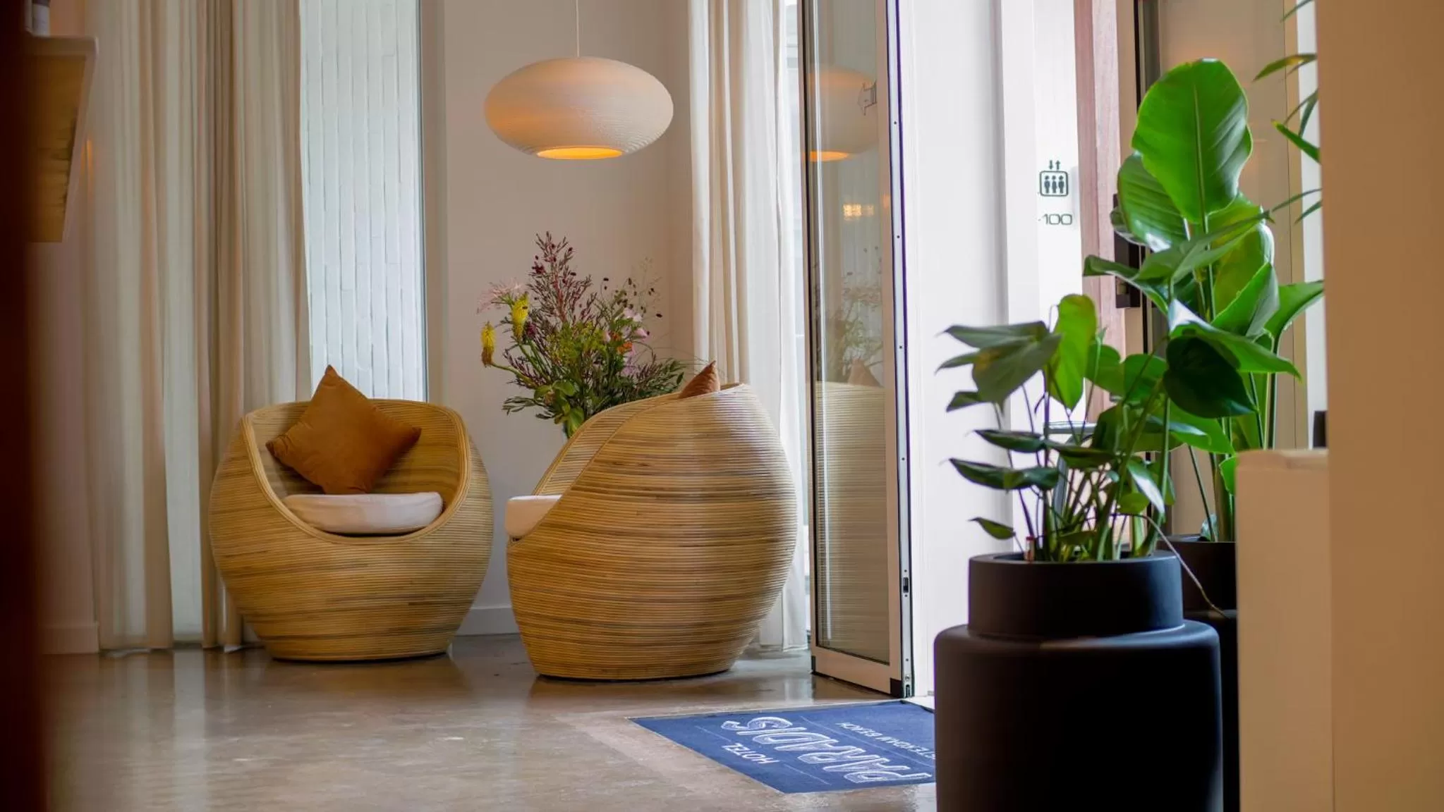 Lobby or reception in Hotel Paradis Zandvoort