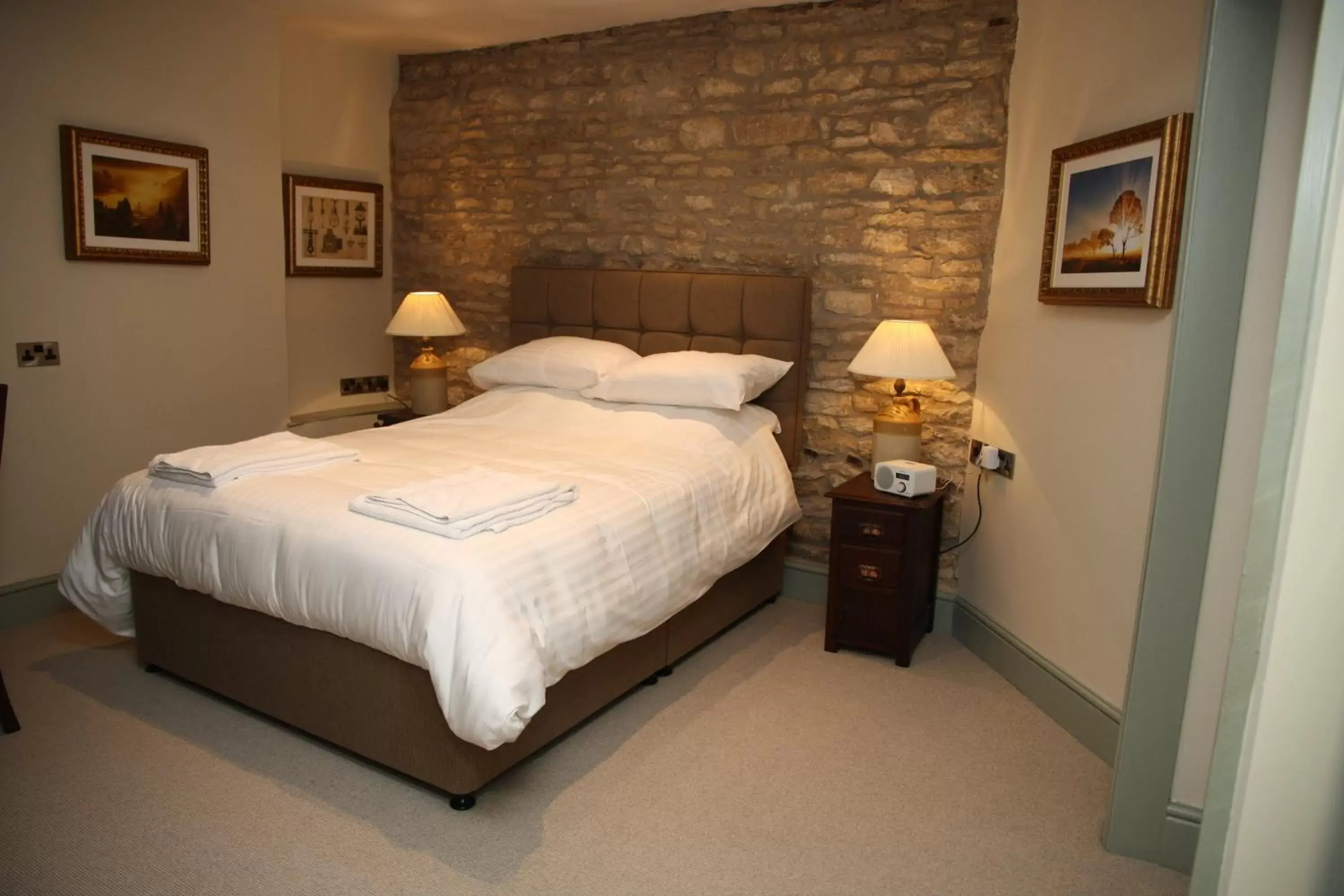 Bedroom, Bed in The Fox Bedroom, Bed in The Fox