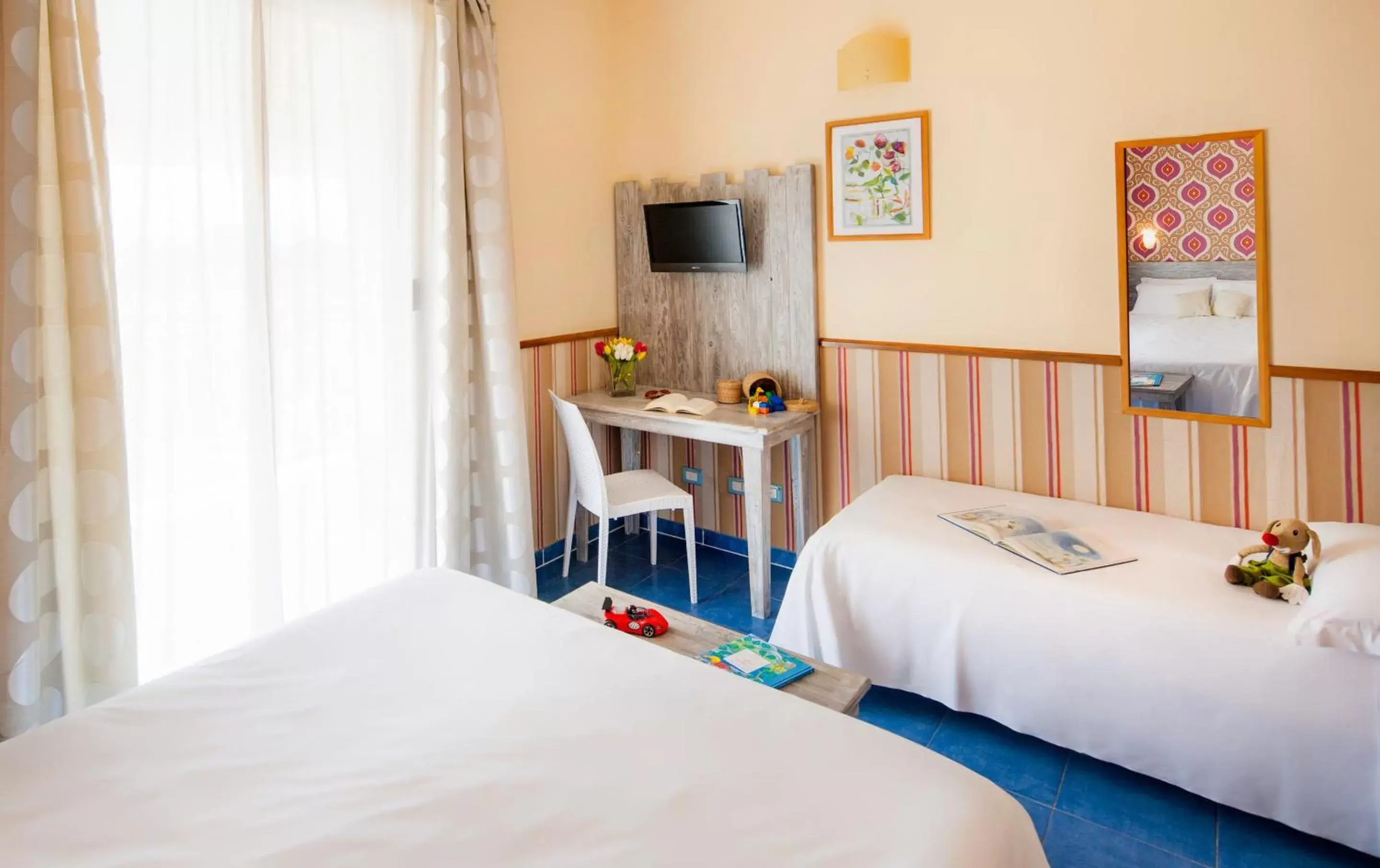 Triple Room in Ostia Antica Park Hotel & Spa Triple Room in Ostia Antica Park Hotel & Spa