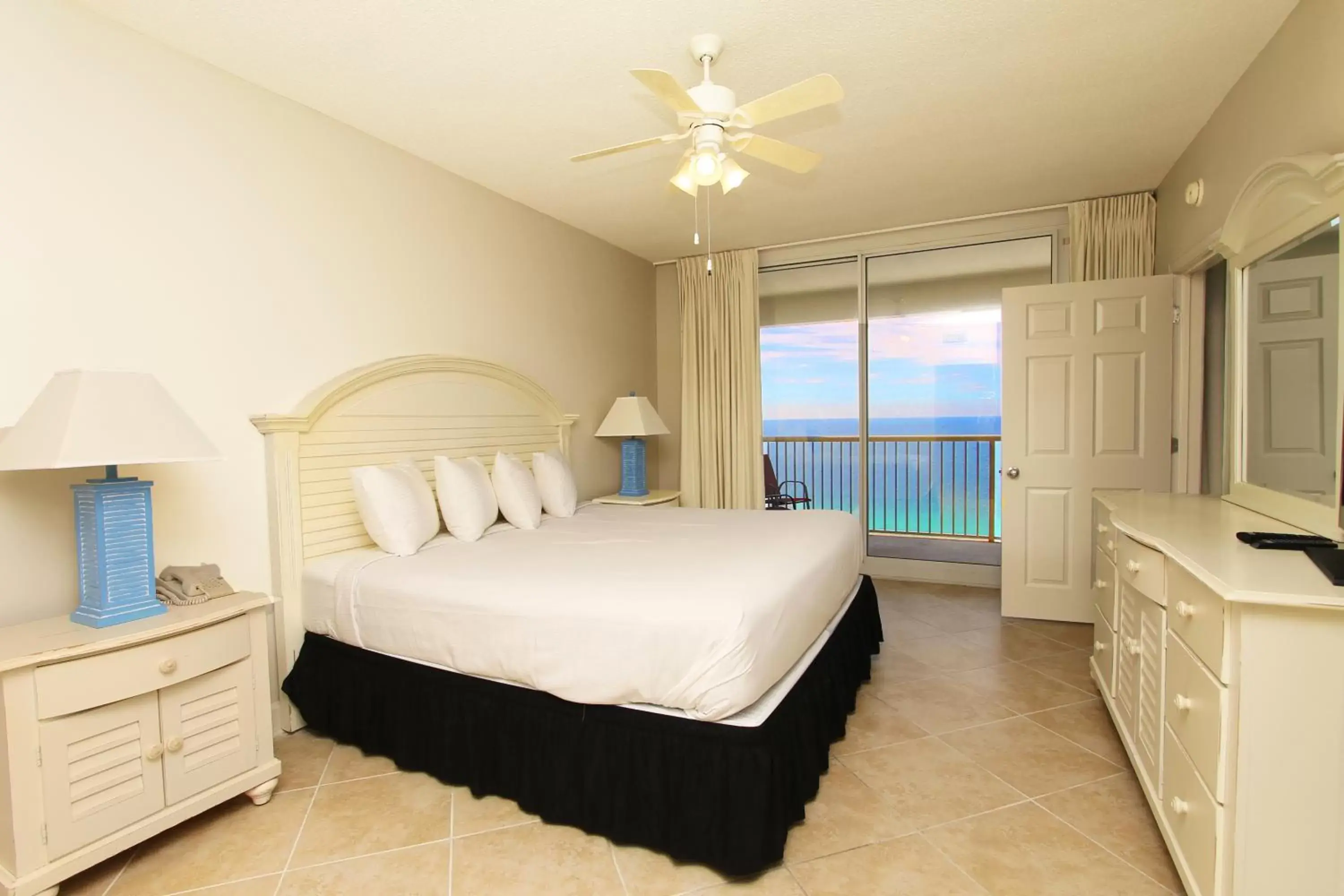 Bed in Majestic Beach Resort, Panama City Beach, Fl