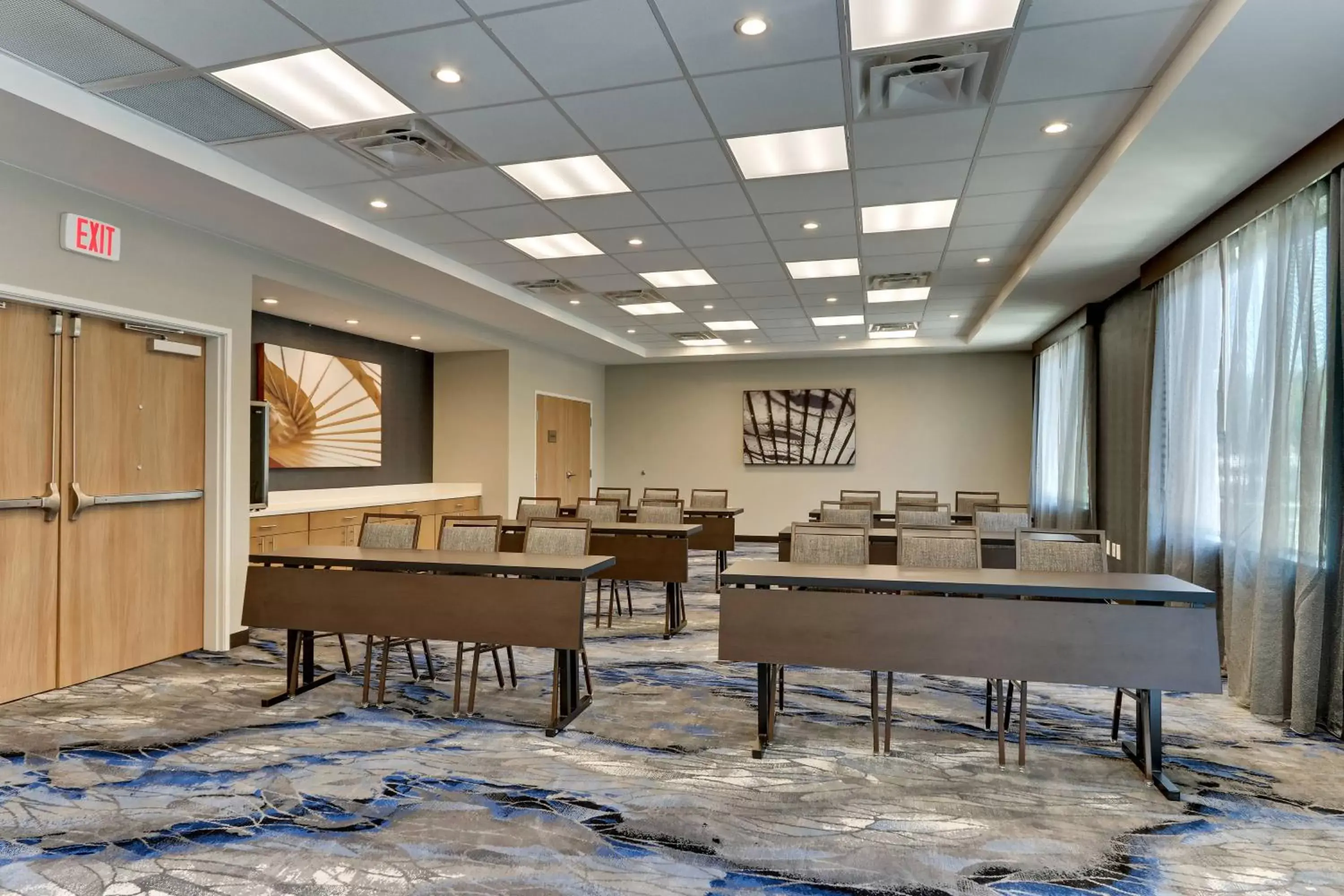 Meeting/conference room in Fairfield Inn & Suites by Marriott Dallas Love Field