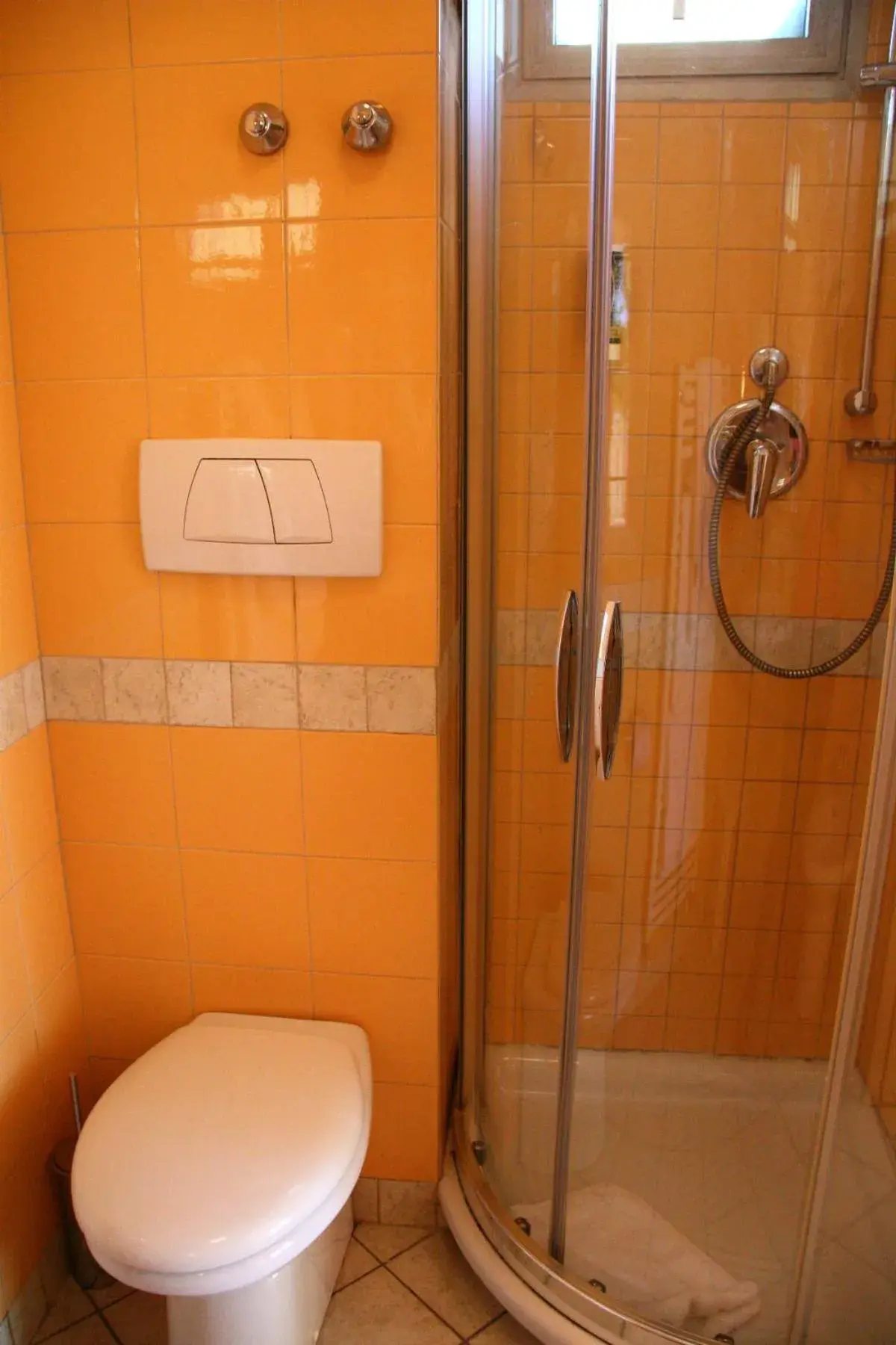 Bathroom in Alba Hotel
