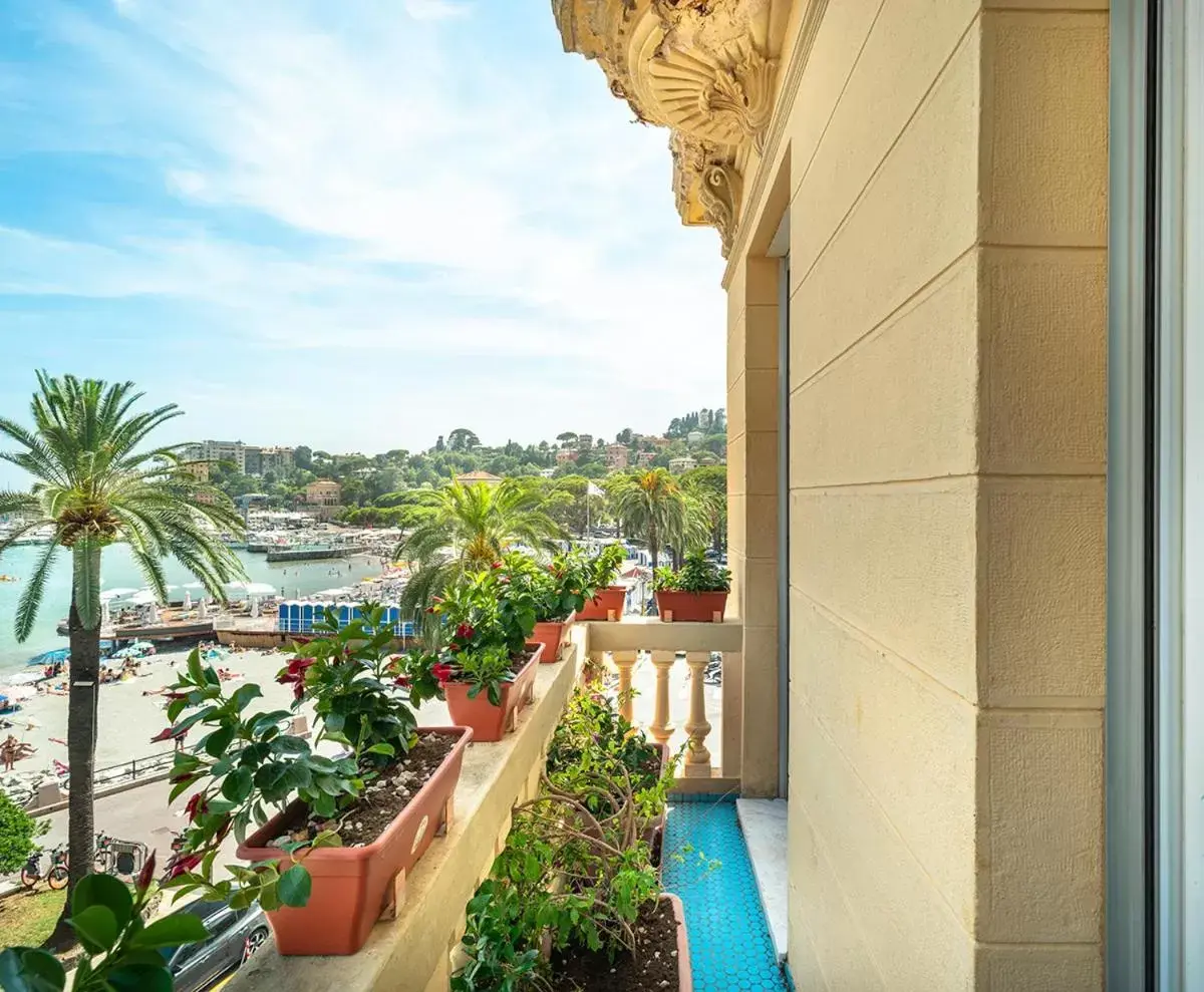 Property building, Pool View in Hotel Rosa Bianca