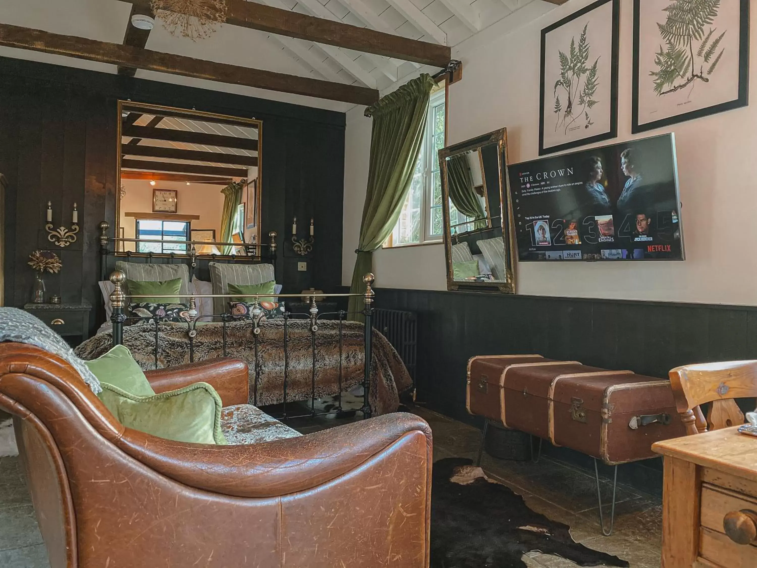 Living room, Lounge/Bar in Outbuildings Dorset