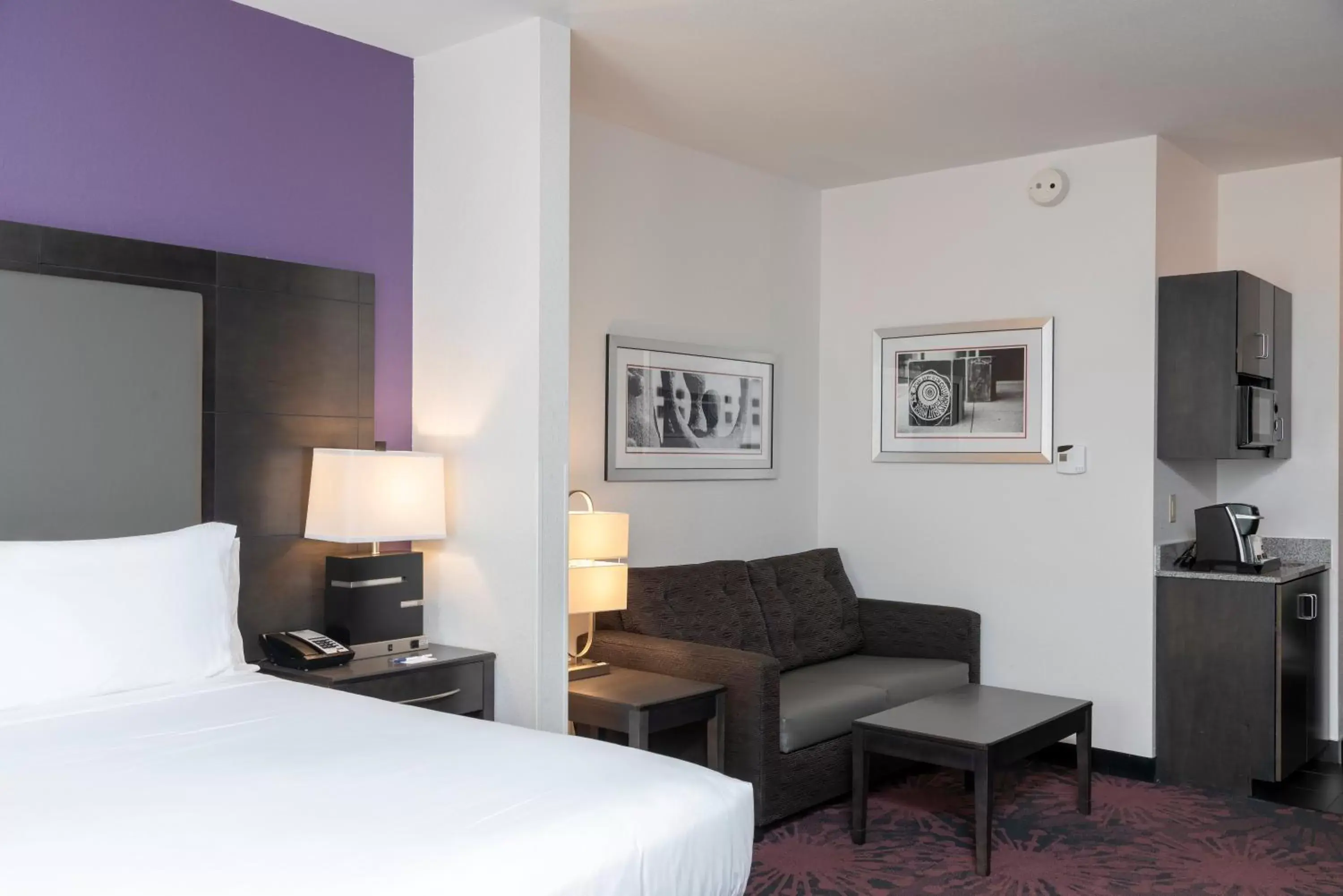 Photo of the whole room in Holiday Inn Express & Suites Columbus - Polaris Parkway / COLUMBUS, an IHG Hotel