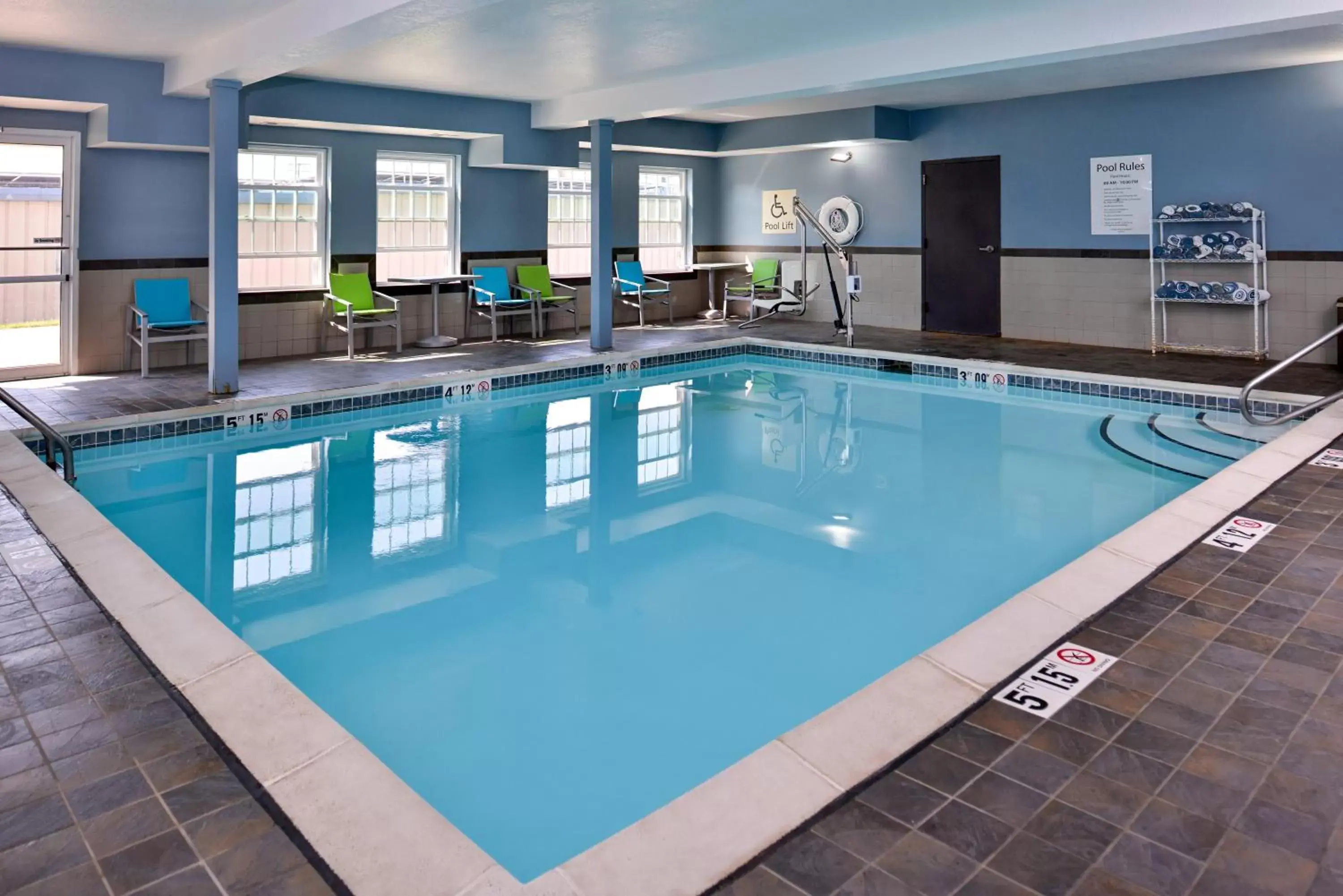 Swimming Pool in Holiday Inn Express Hotel & Suites North Kansas City, an IHG Hotel