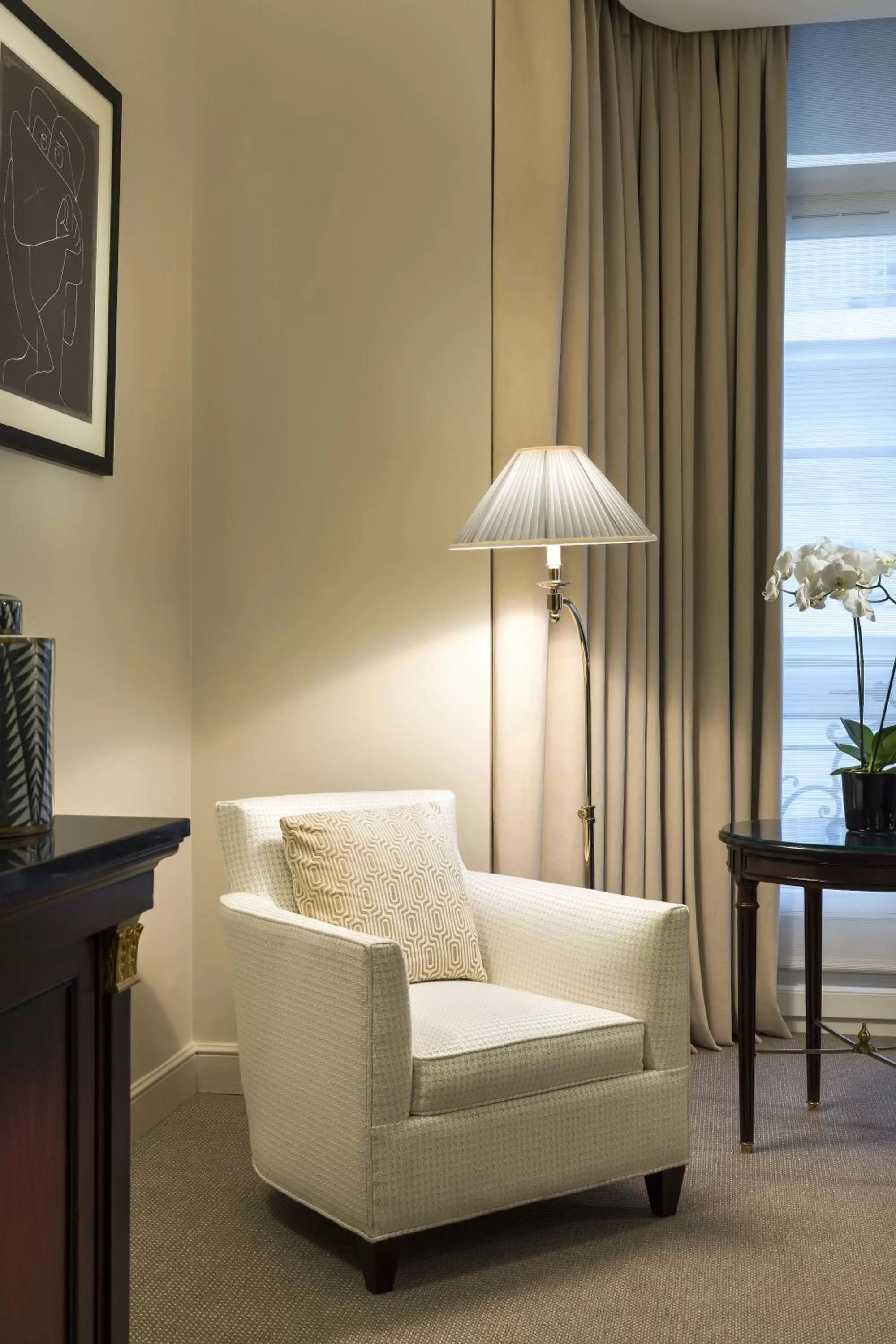 Photo of the whole room in Francois 1er