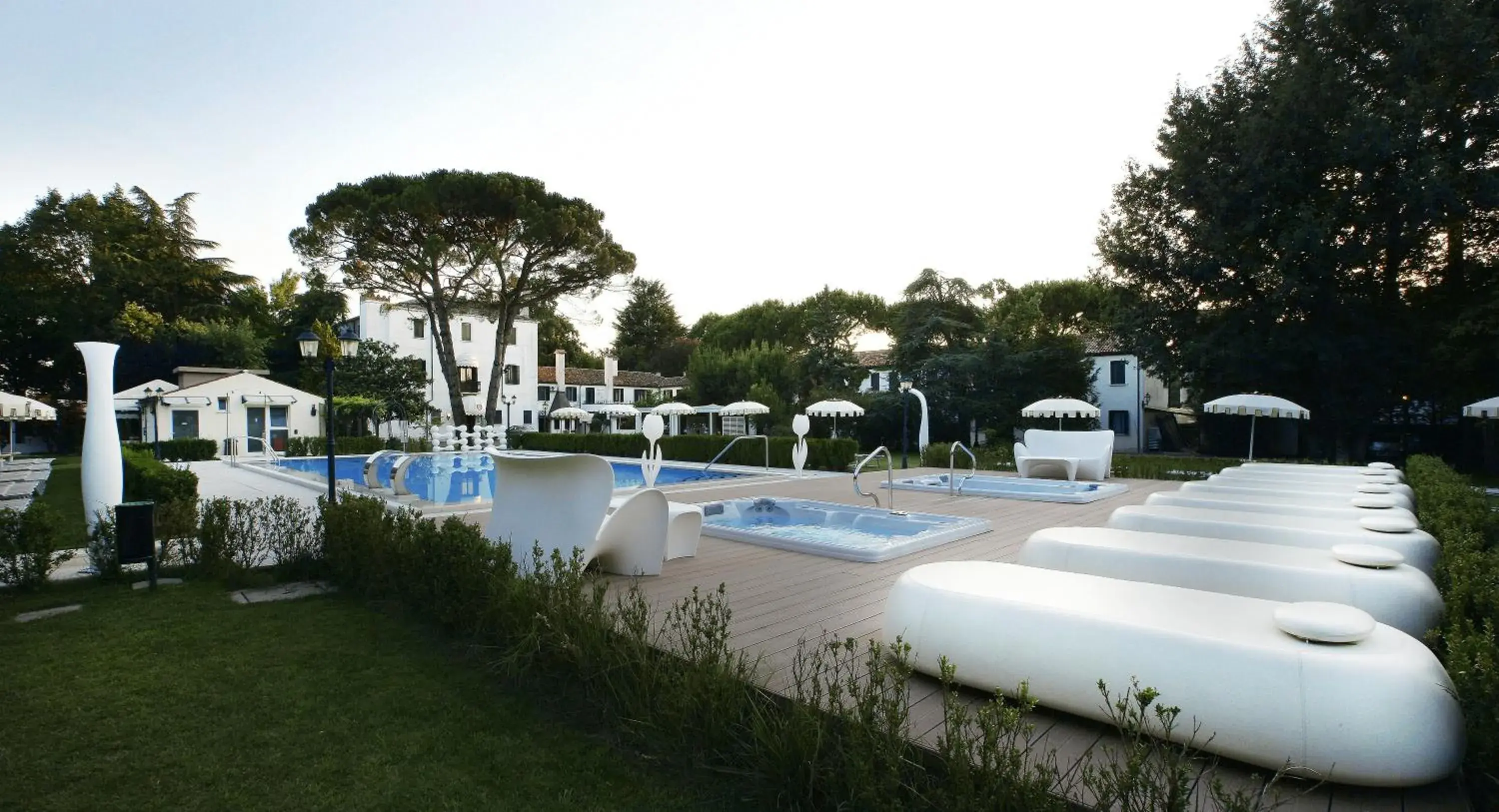 Garden view, Swimming Pool in Park Hotel Villa Giustinian