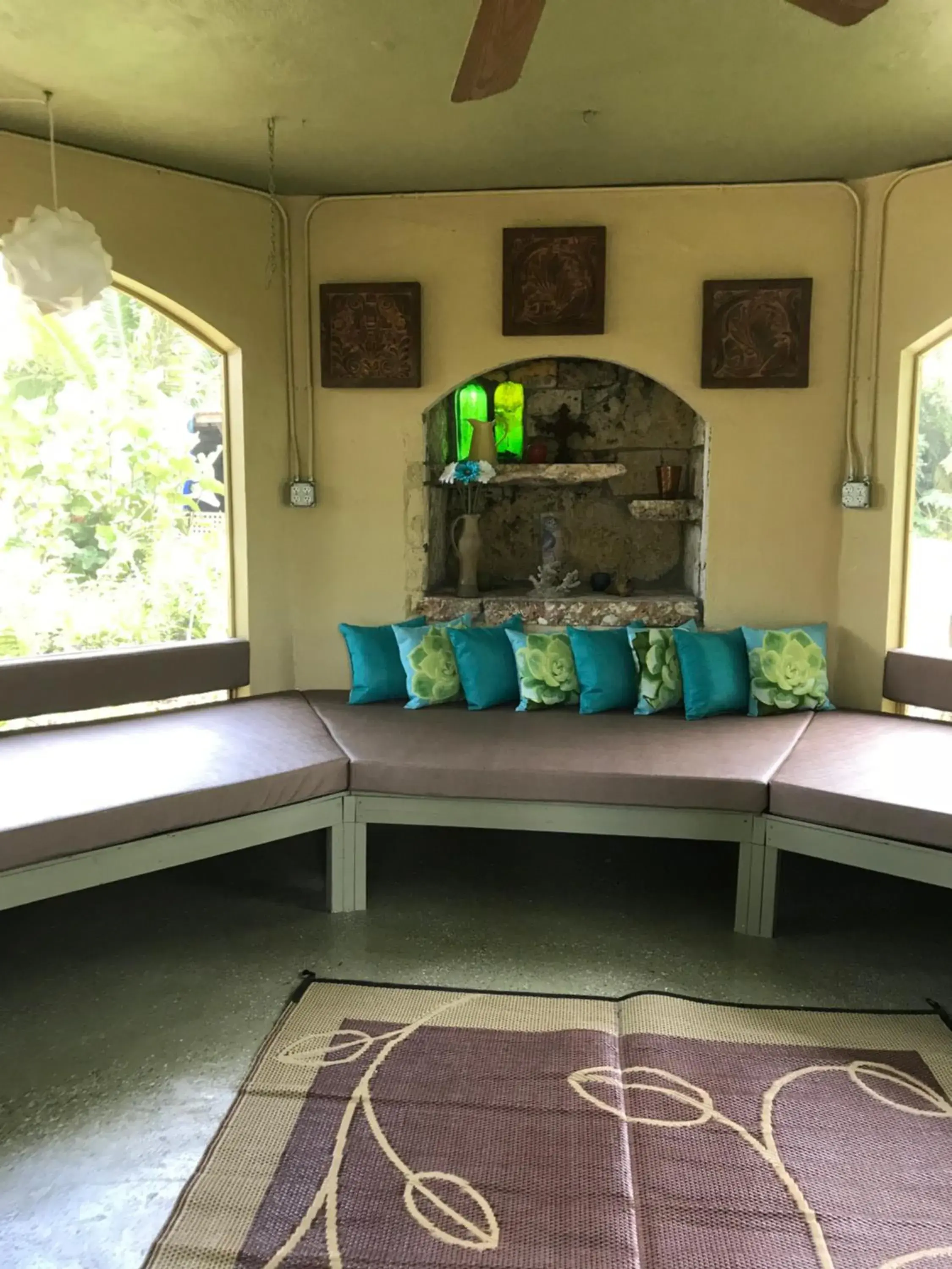 Seating Area in Hoosville Hostel (Formerly The Everglades Hostel)