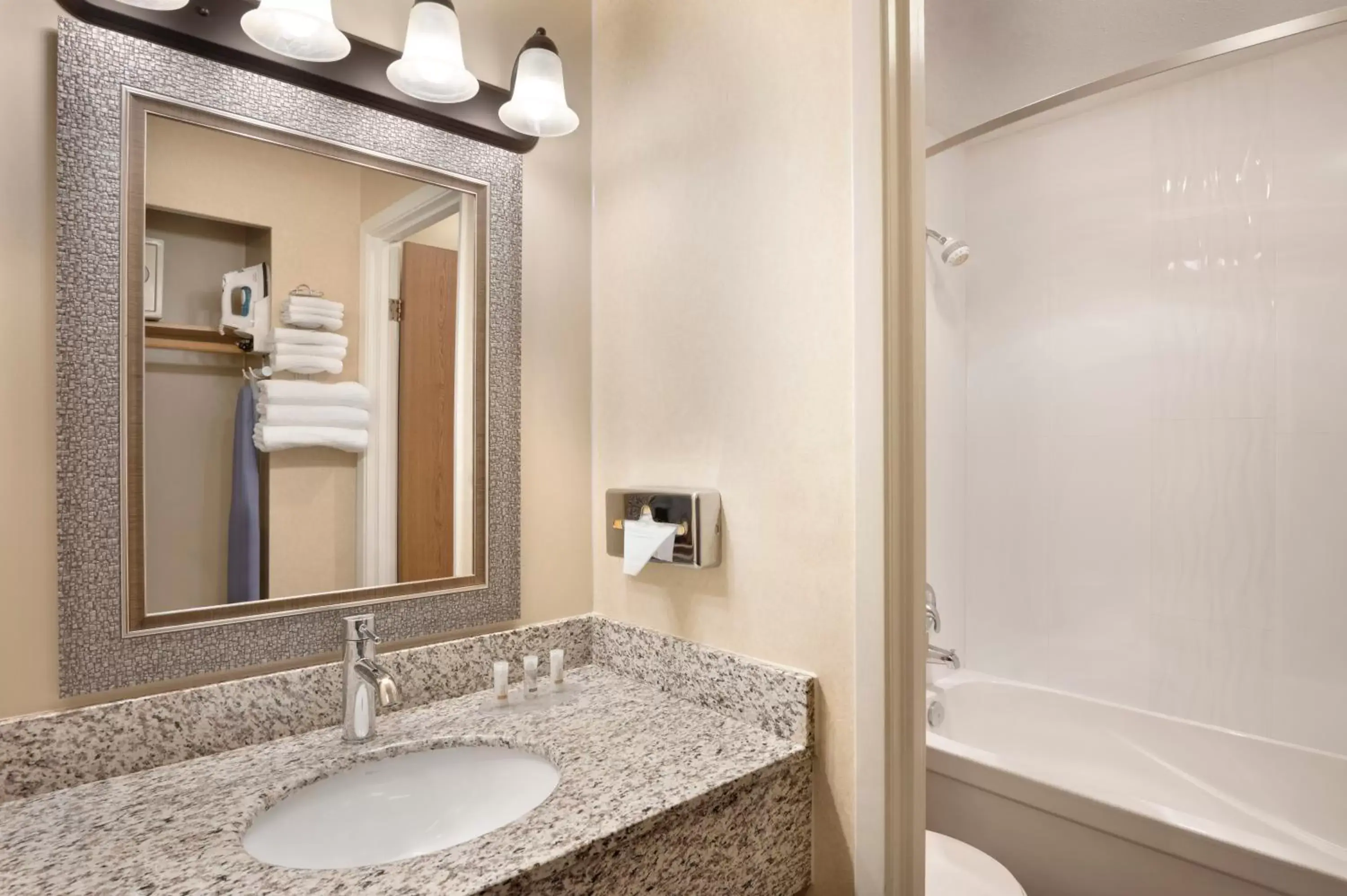 Bathroom in Days Inn by Wyndham Nanaimo