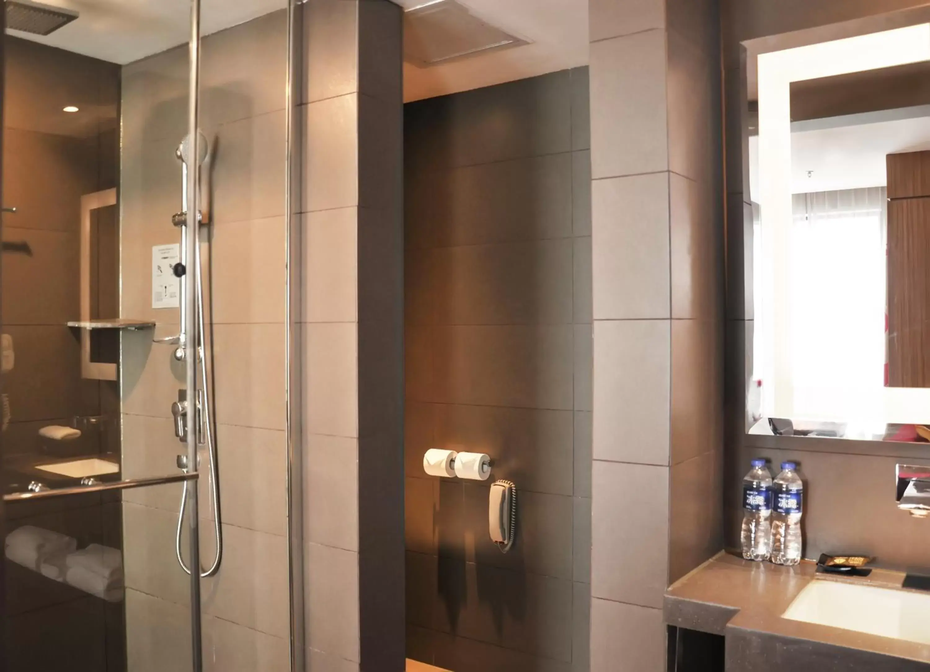 Shower, Bathroom in Novotel Guiyang Downtown