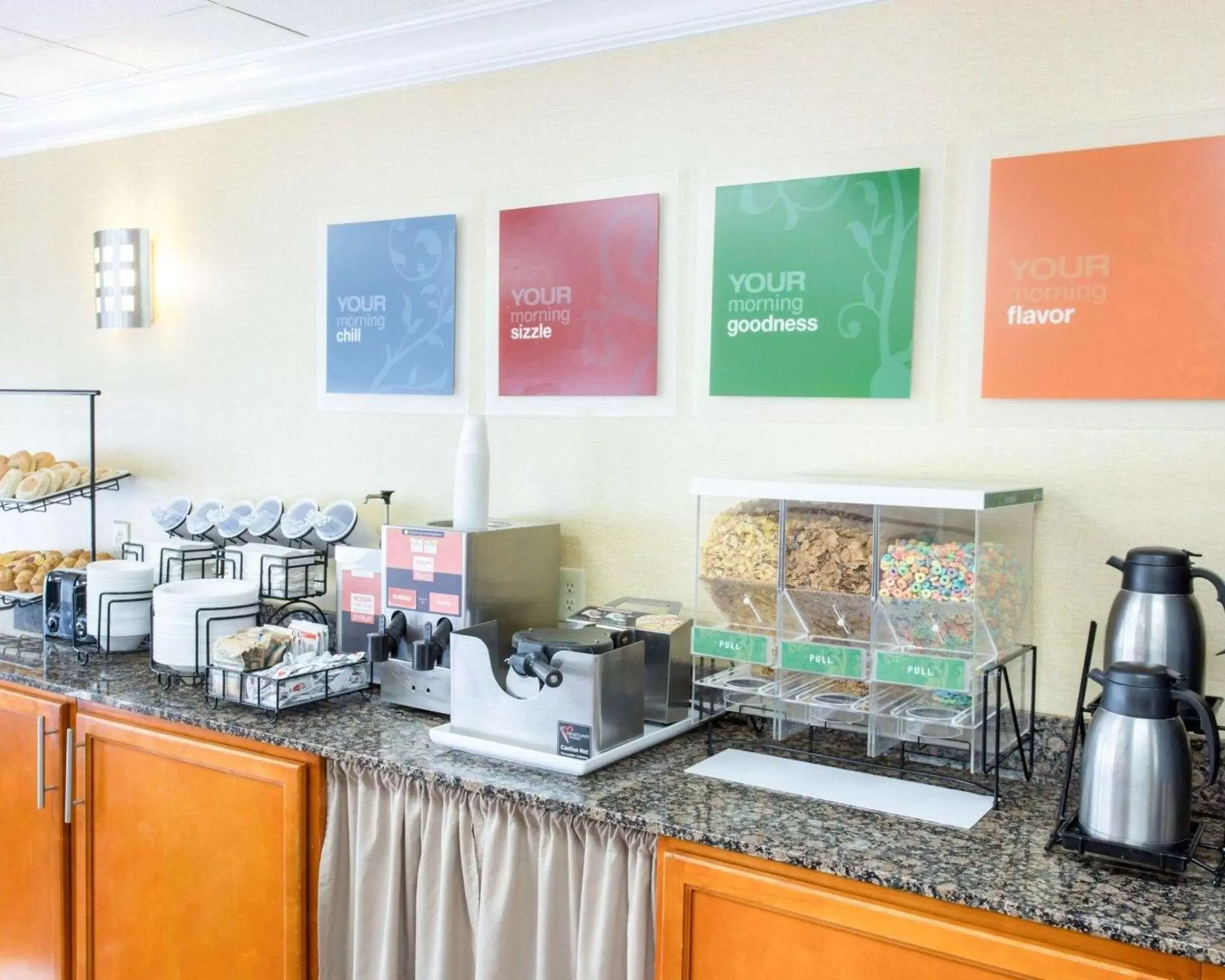 Restaurant/places to eat in Comfort Inn New Orleans Airport South