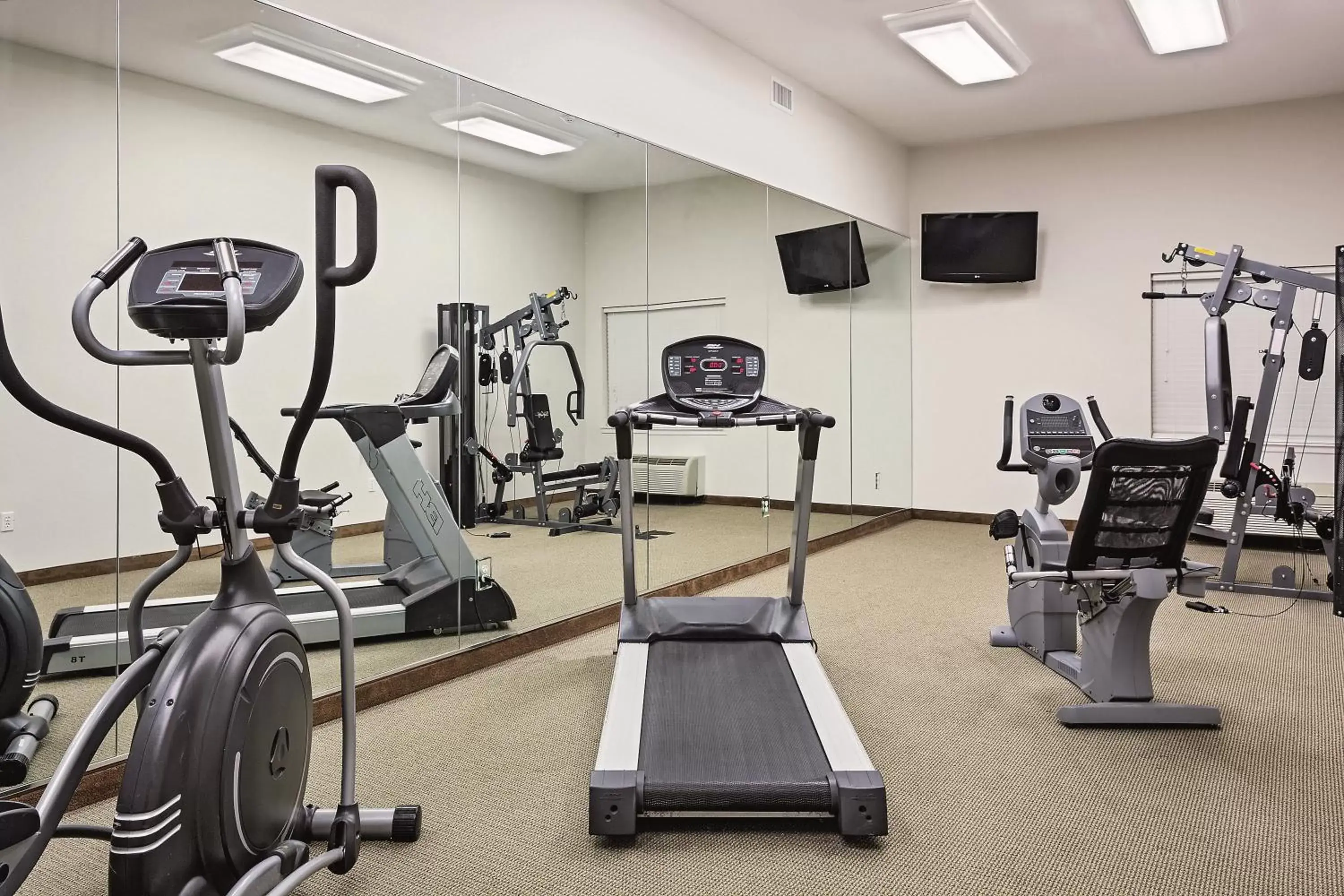 Fitness centre/facilities, Fitness Center/Facilities in Americas Best Value Inn - Gun Barrel City