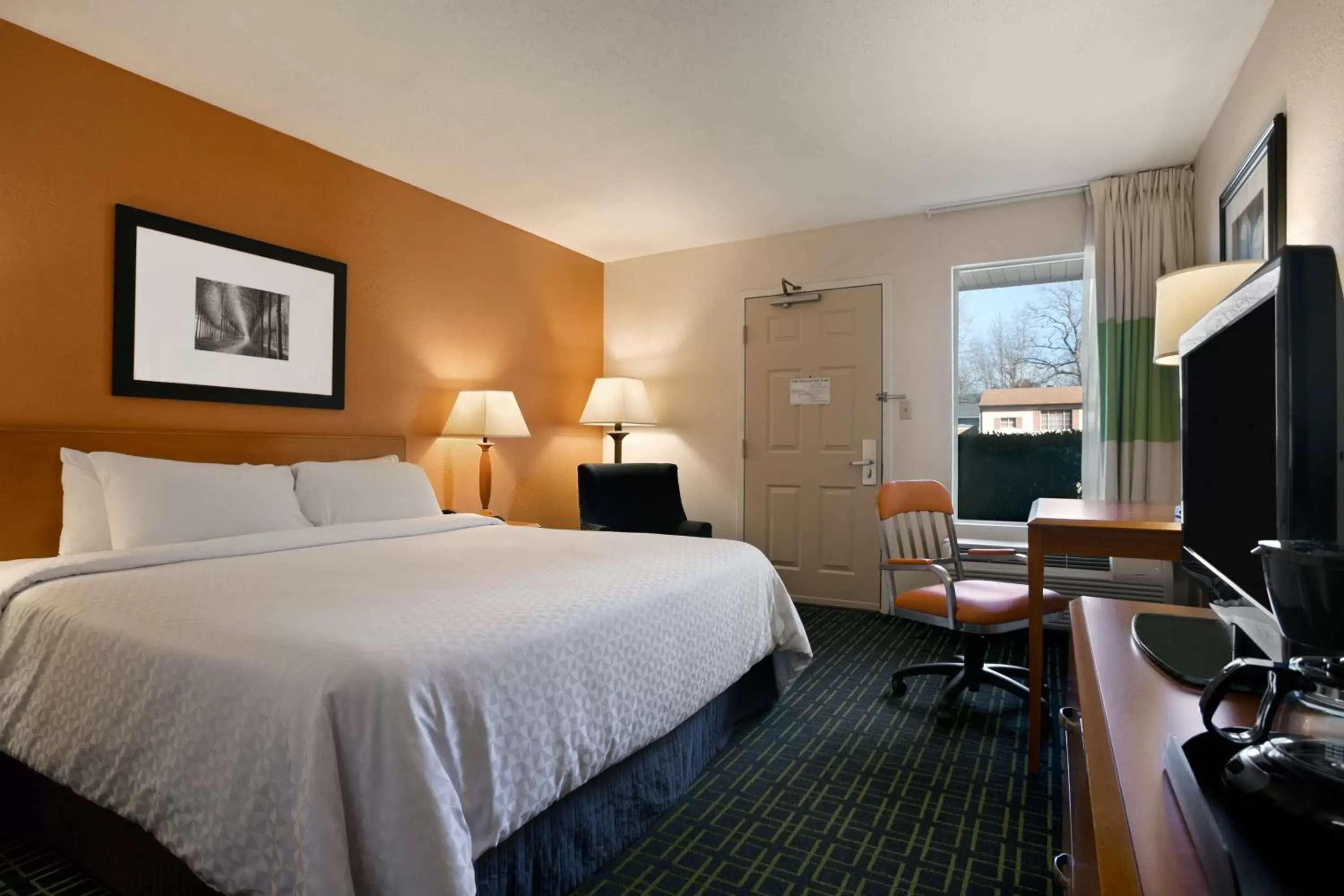 Day, Bed in Days Inn by Wyndham Chattanooga/Hamilton Place