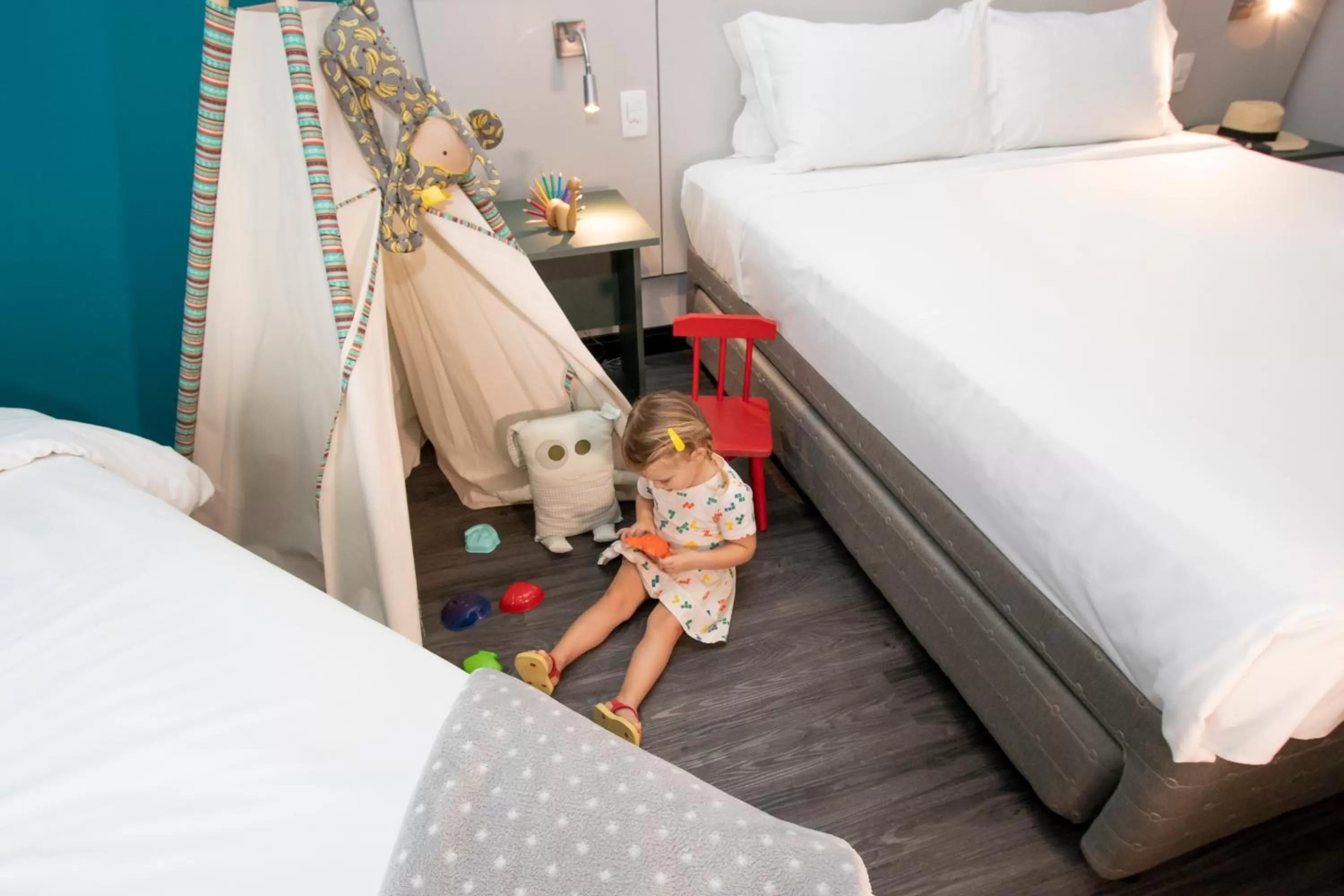 children, Bed in Mercure Florianópolis