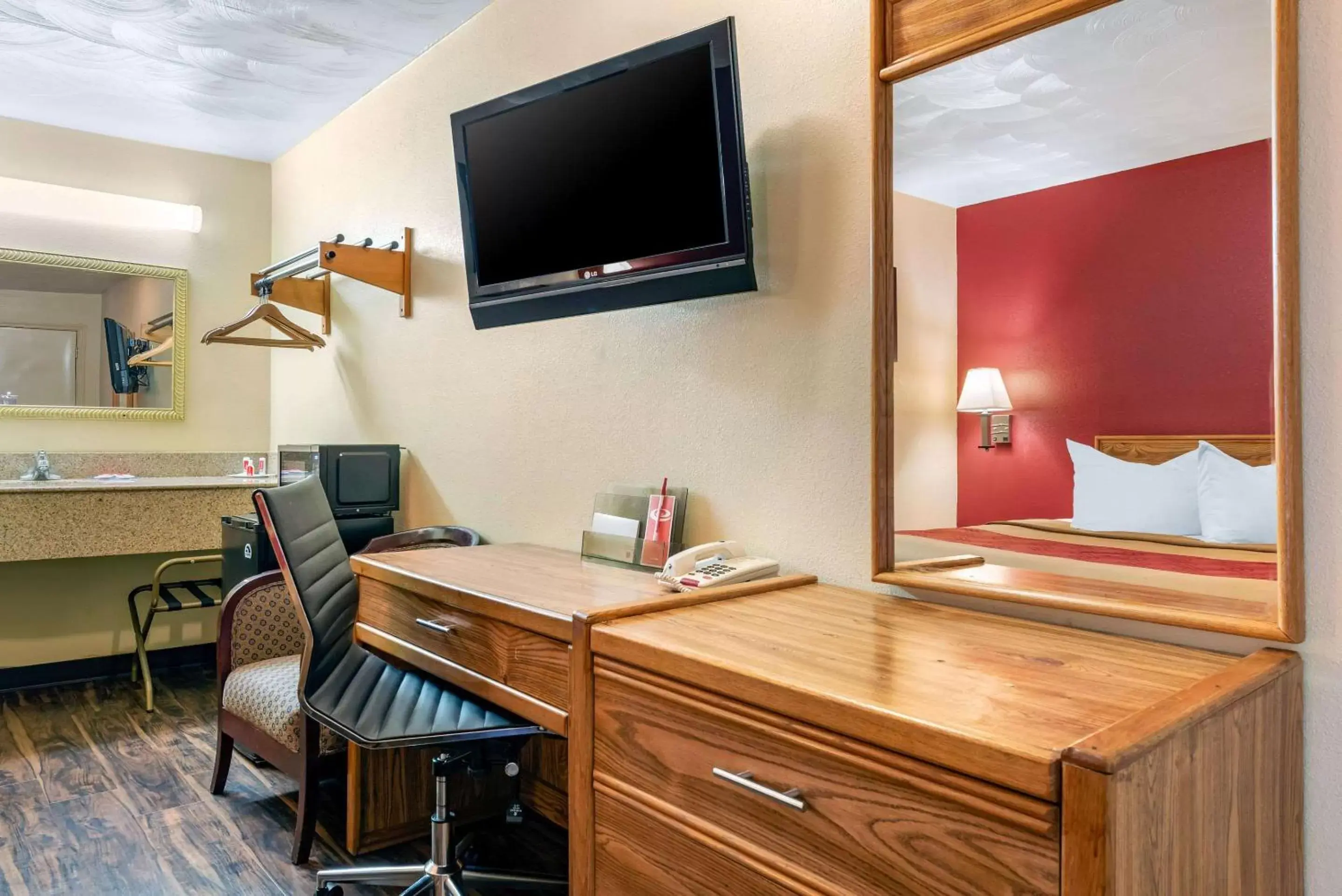 Photo of the whole room in Rodeway Inn Photo of the whole room in Rodeway Inn