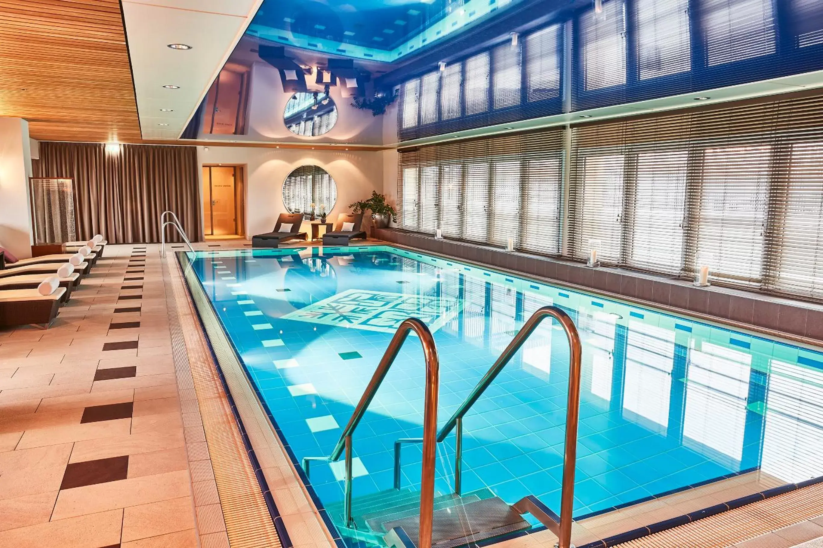 Spa and wellness centre/facilities, Swimming Pool in Vier Jahreszeiten Kempinski München