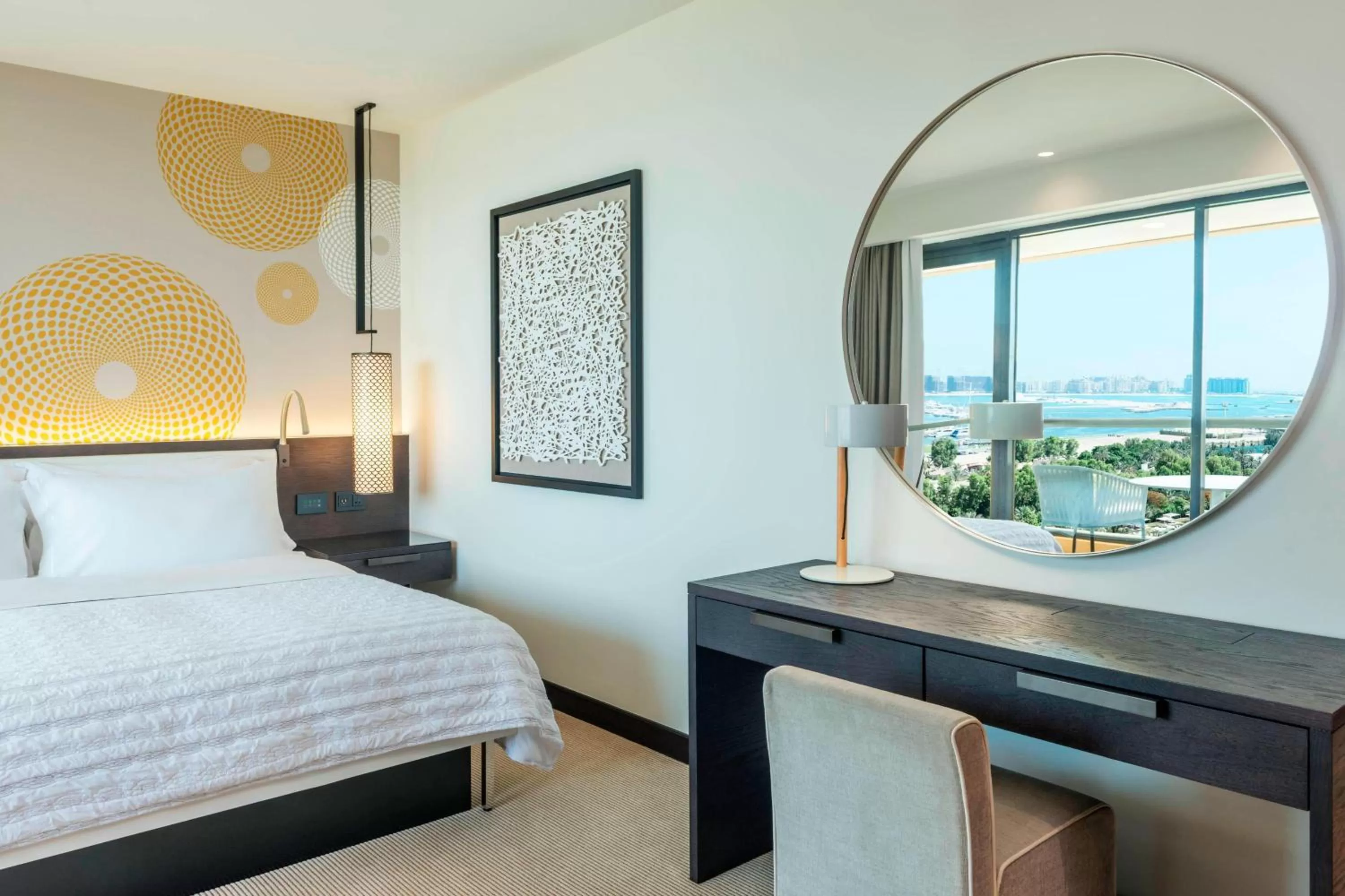 Bedroom, Bed in Le Royal Meridien Beach Resort & Spa Dubai