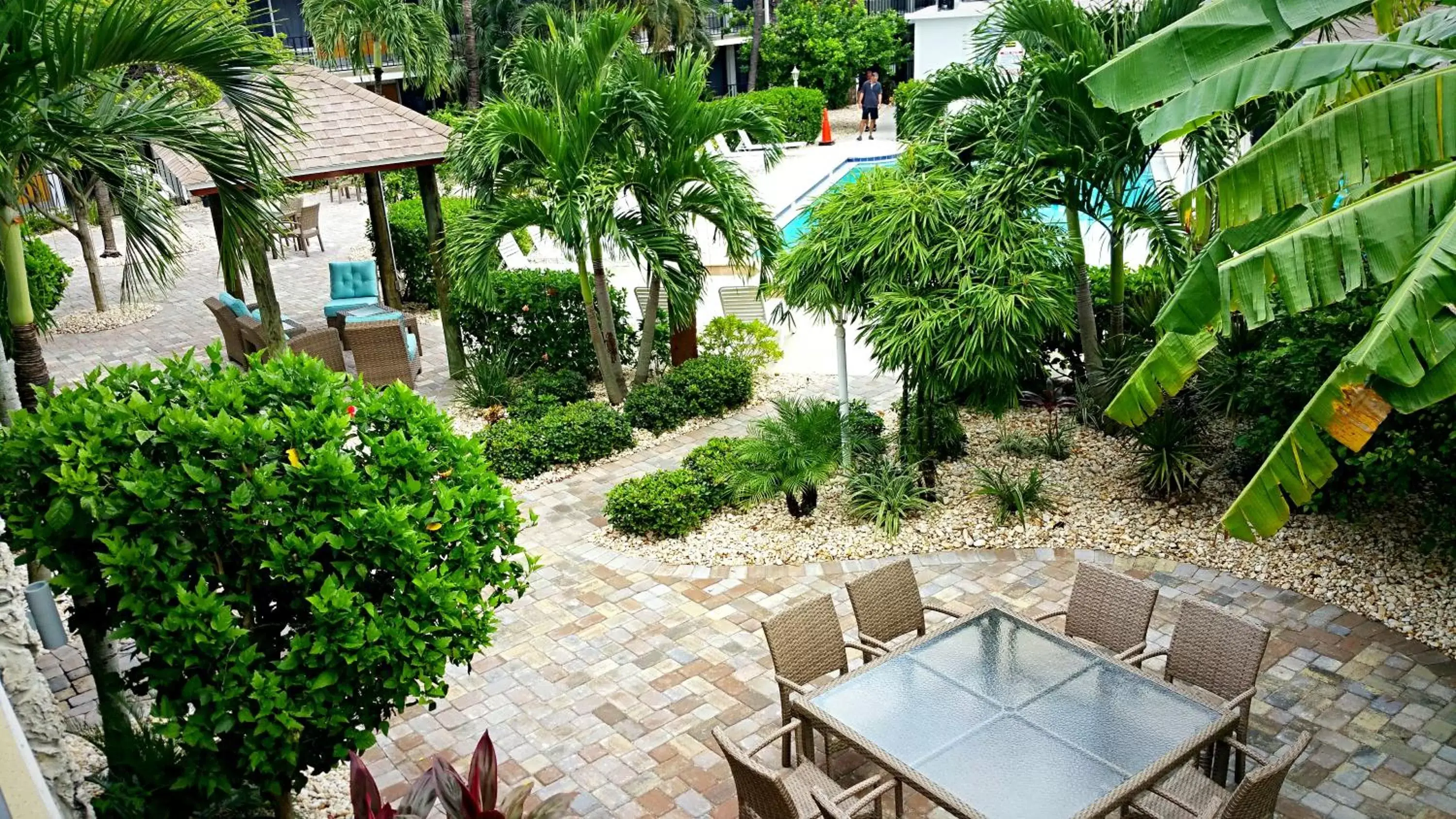 Patio, Bird's-eye View in Dolphin Key Resort - Cape Coral