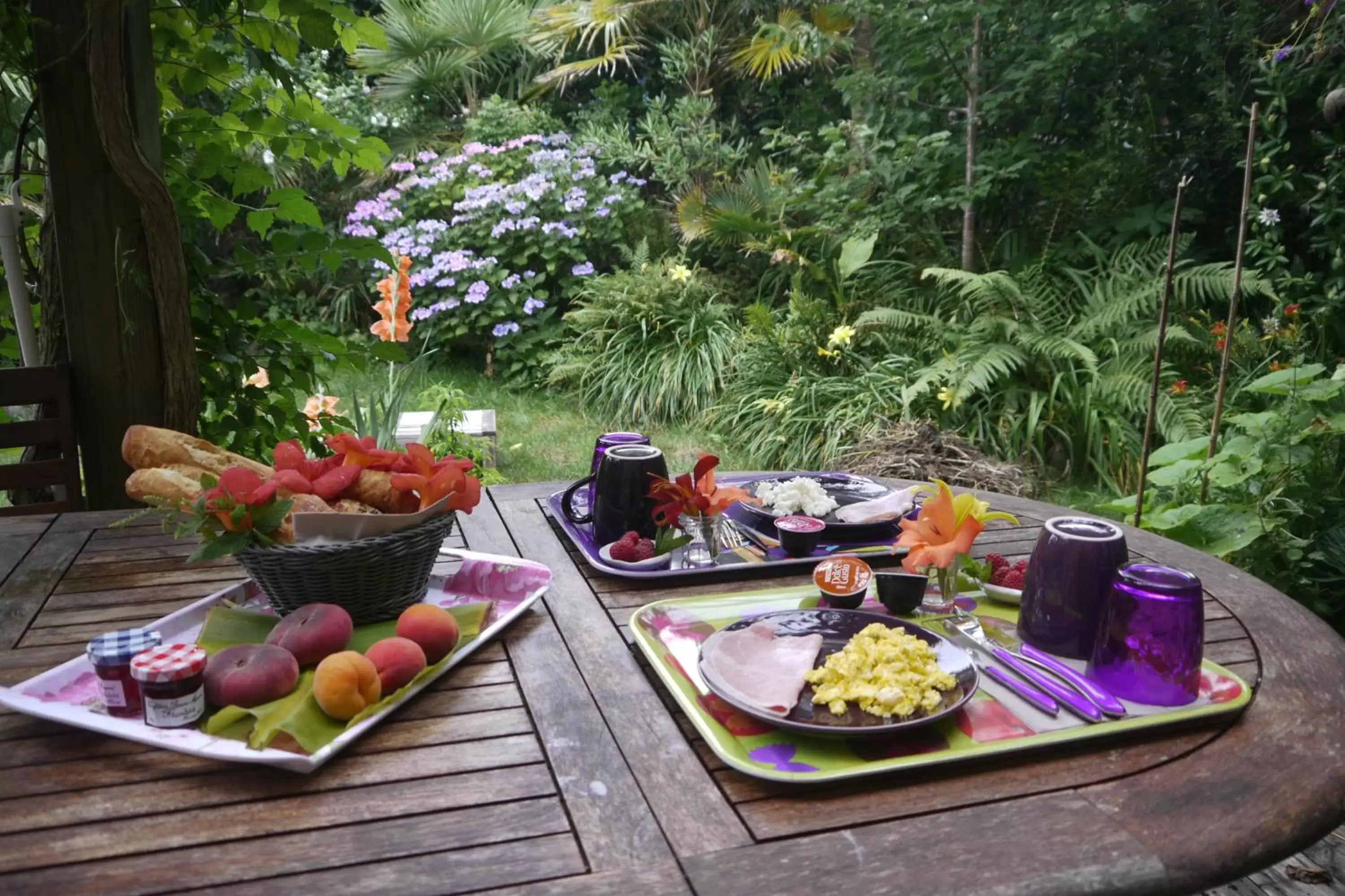 Continental breakfast in Un Matin D’été