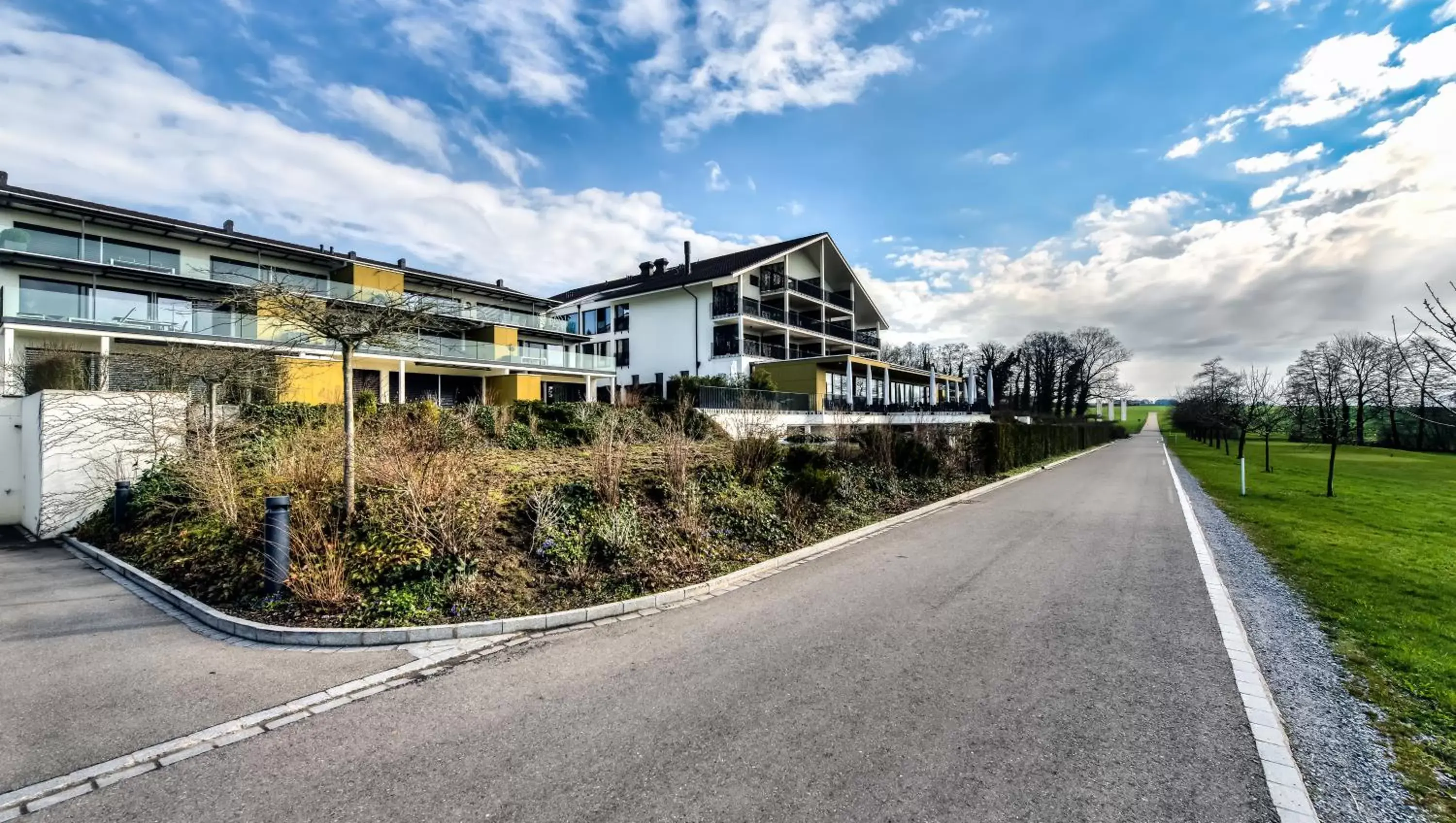 Facade/entrance, Property Building in Wellnesshotel Golf Panorama